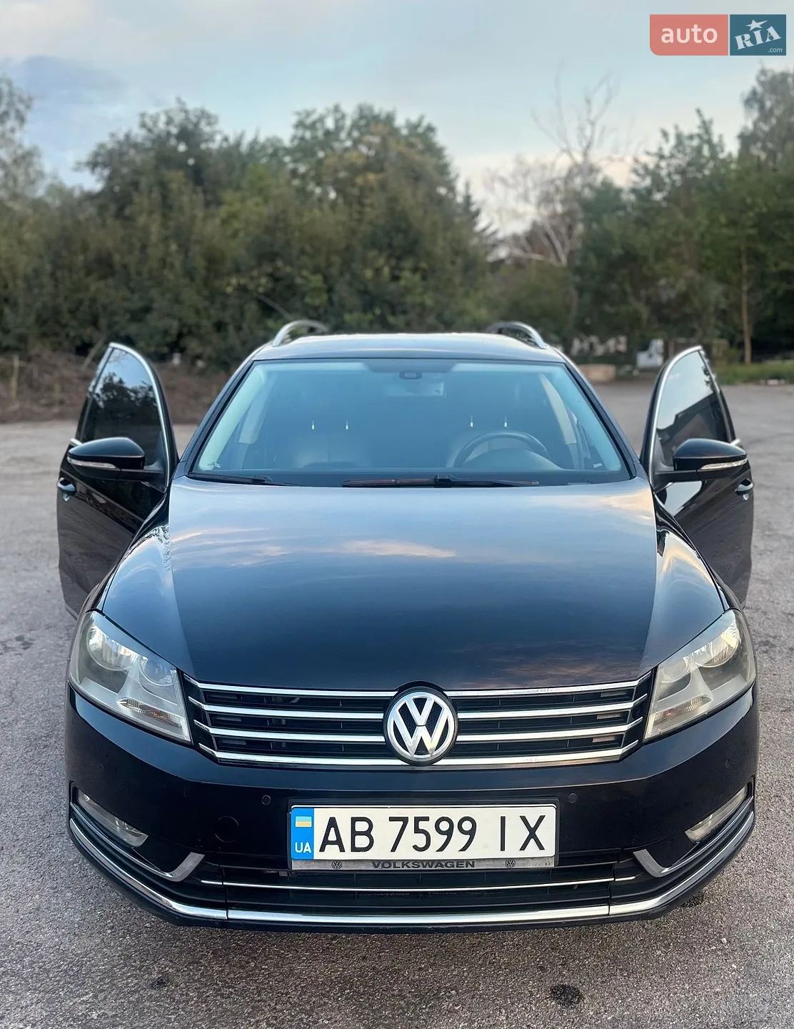 Volkswagen Passat 2011 — 1