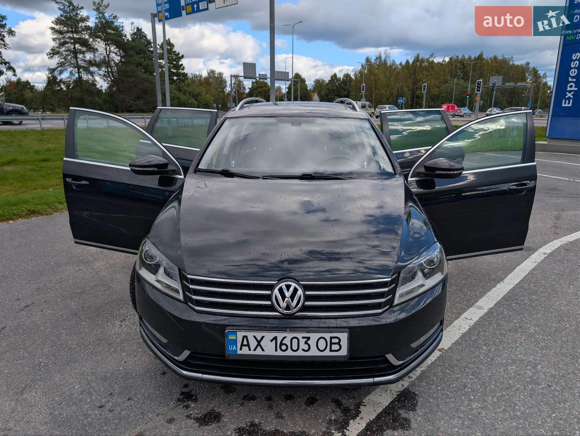 Volkswagen Passat, 2011
