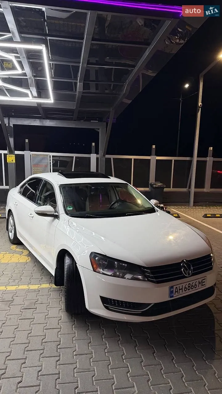Volkswagen Passat, 2011