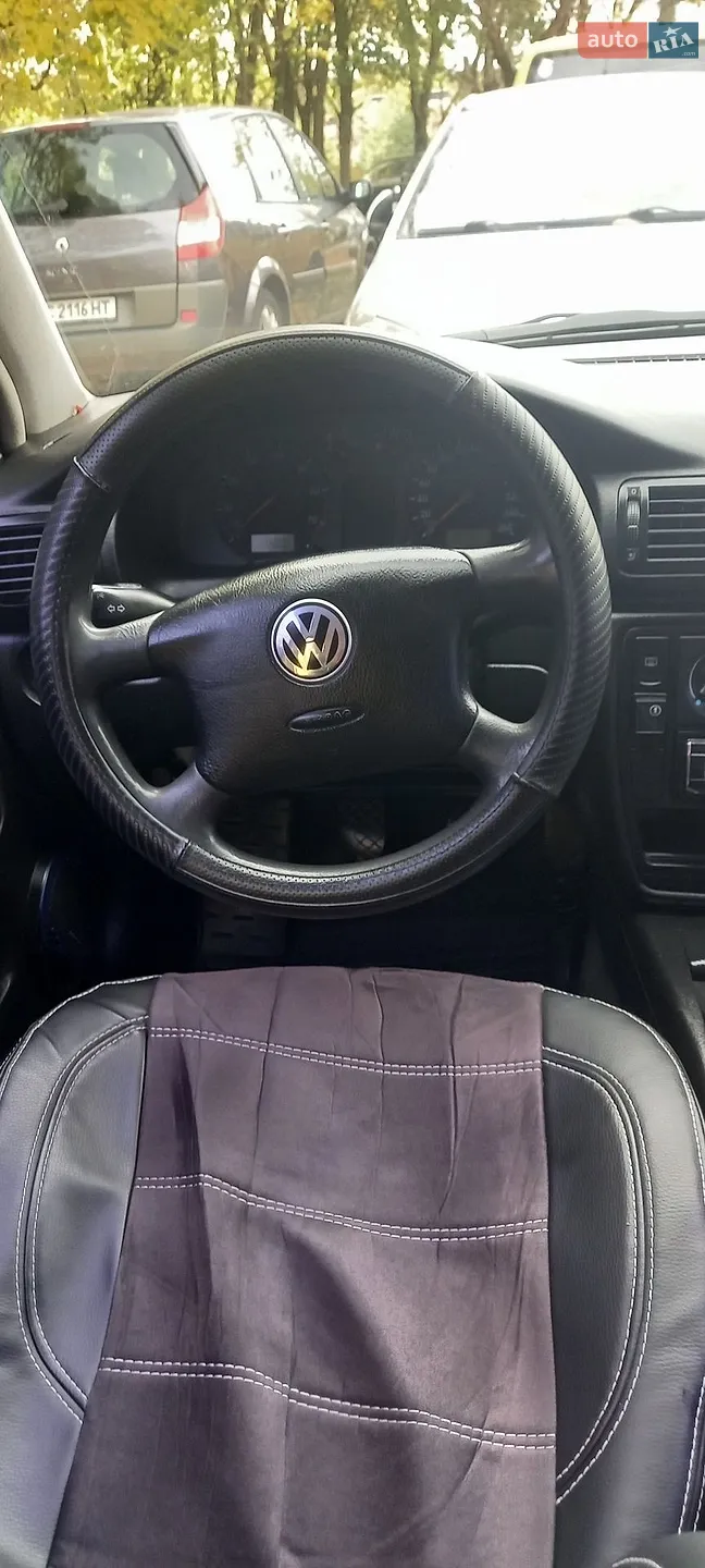 Volkswagen Passat, 1998