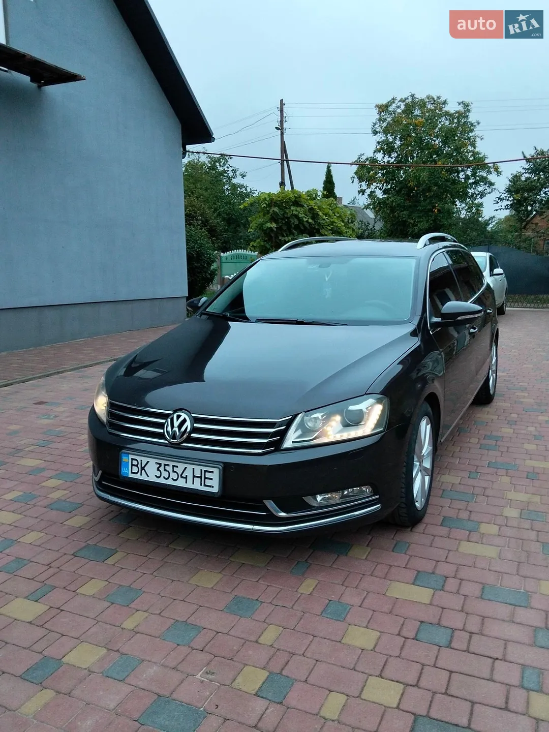 Volkswagen Passat, 2011