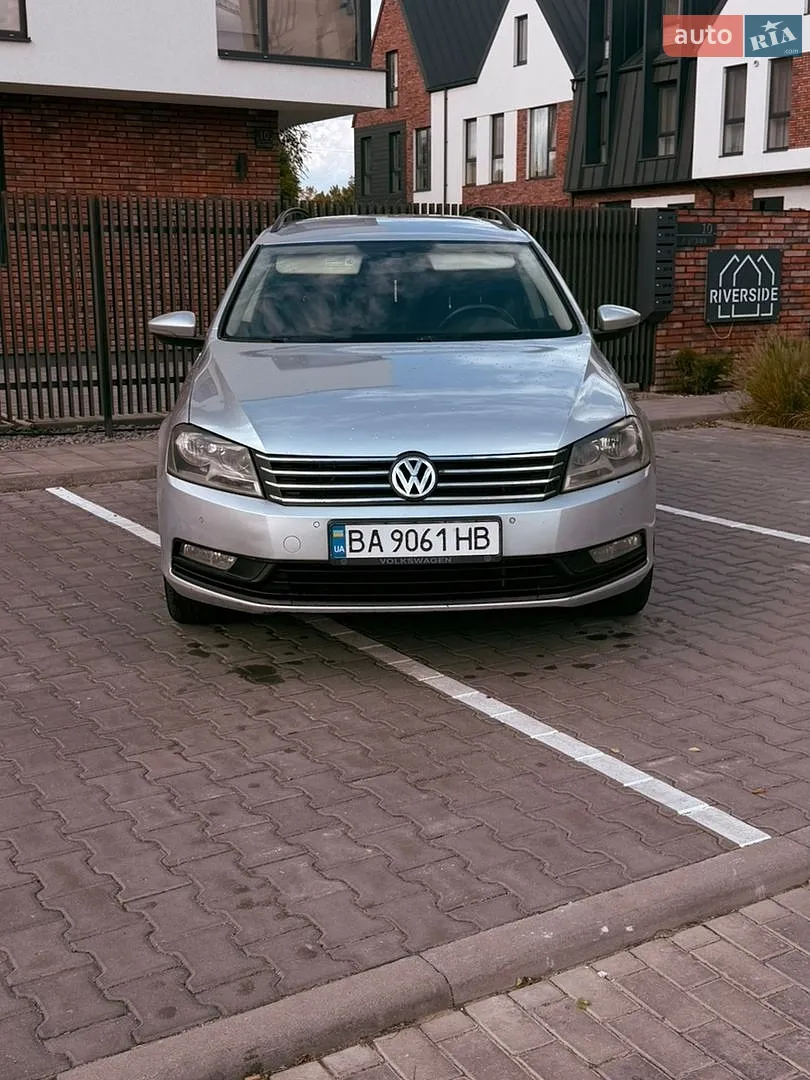 Volkswagen Passat, 2010