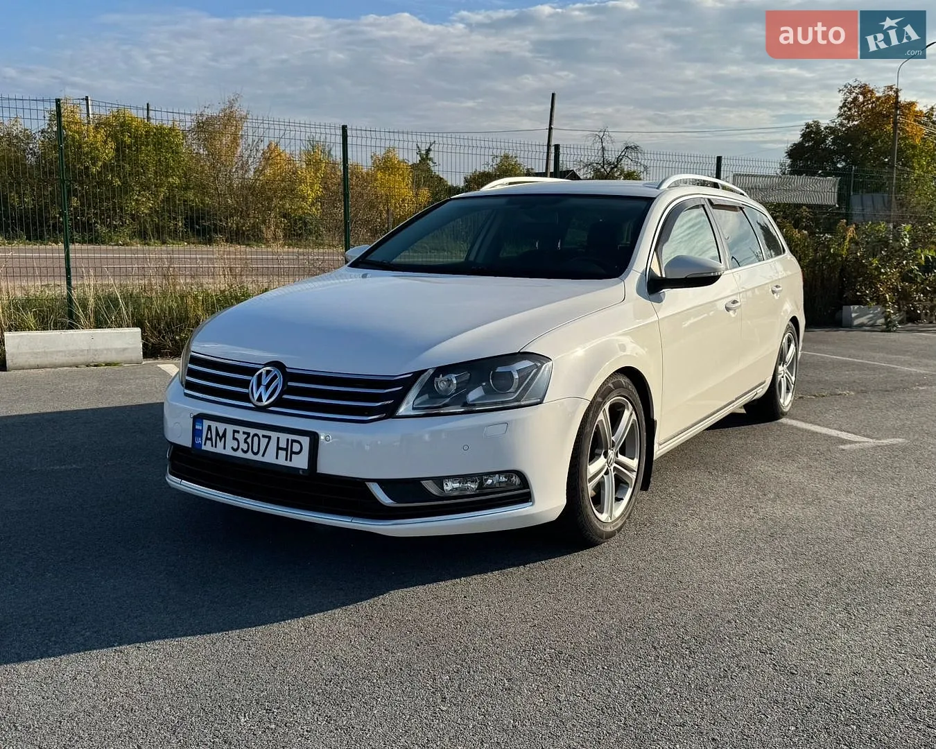 Volkswagen Passat, 2011