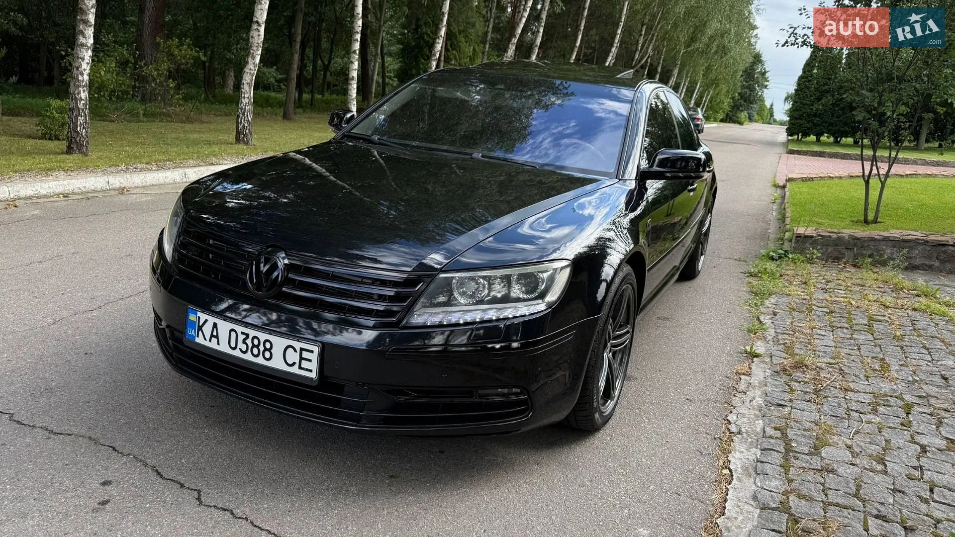 Volkswagen Phaeton, 2011