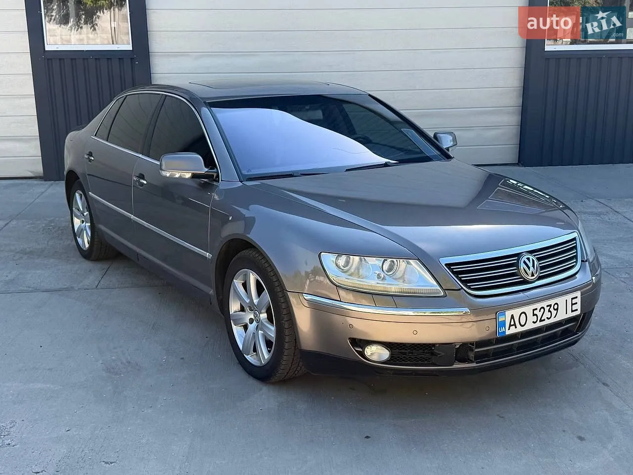 Volkswagen Phaeton, 2006