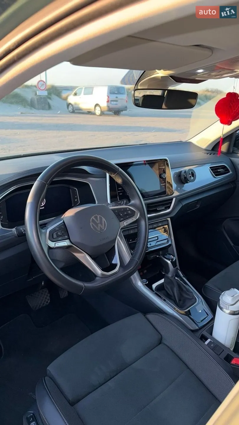 Volkswagen T-Roc, 2024