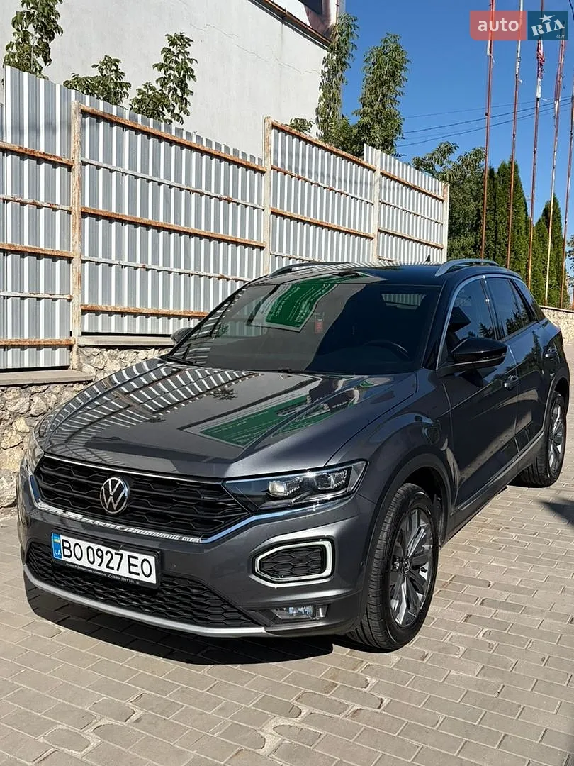 Volkswagen T-Roc, 2021