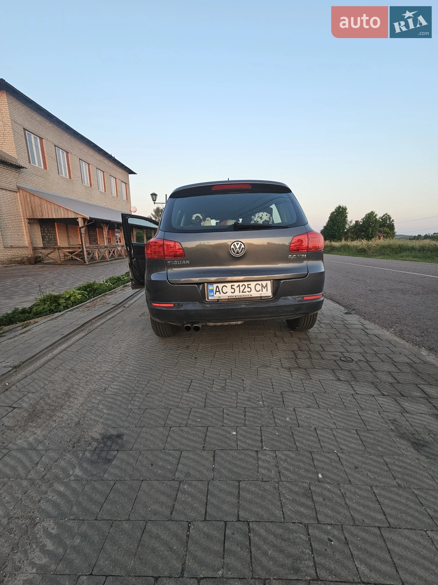 Volkswagen Tiguan, 2012