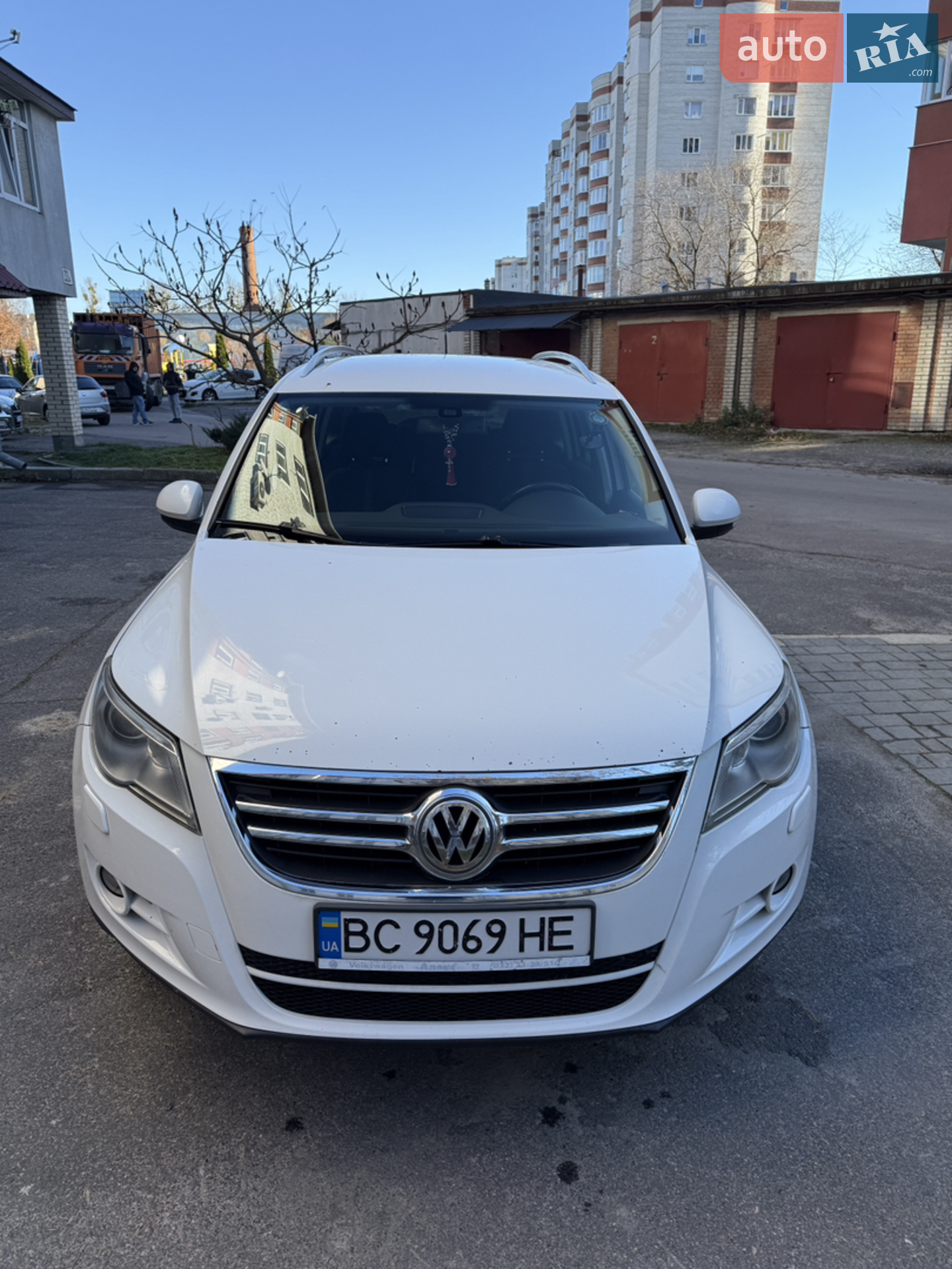 Volkswagen Tiguan, 2011
