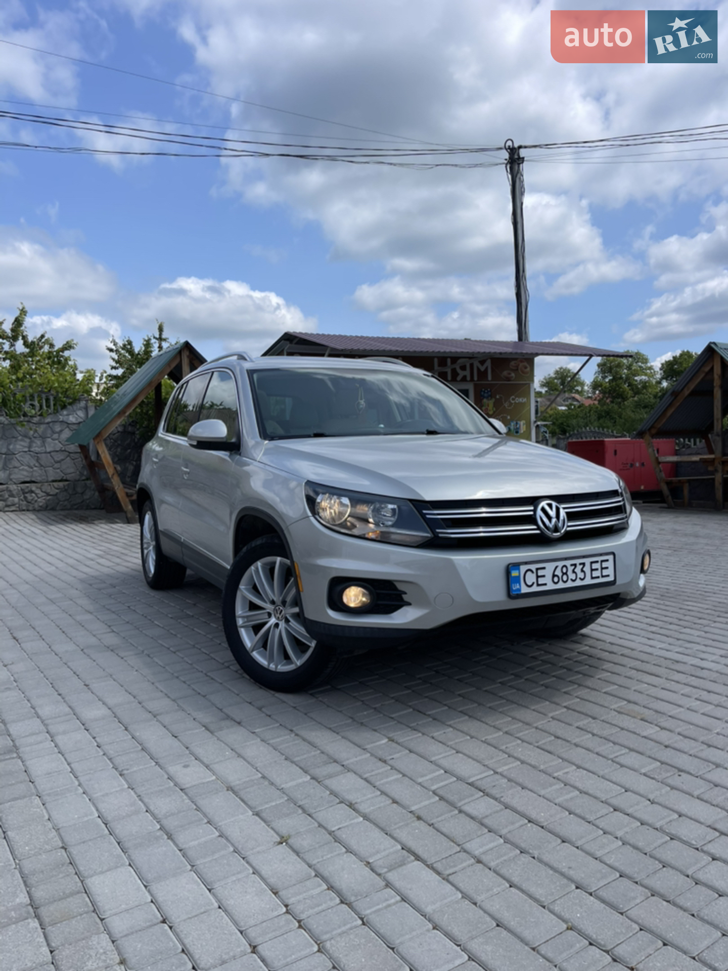 Volkswagen Tiguan, 2011