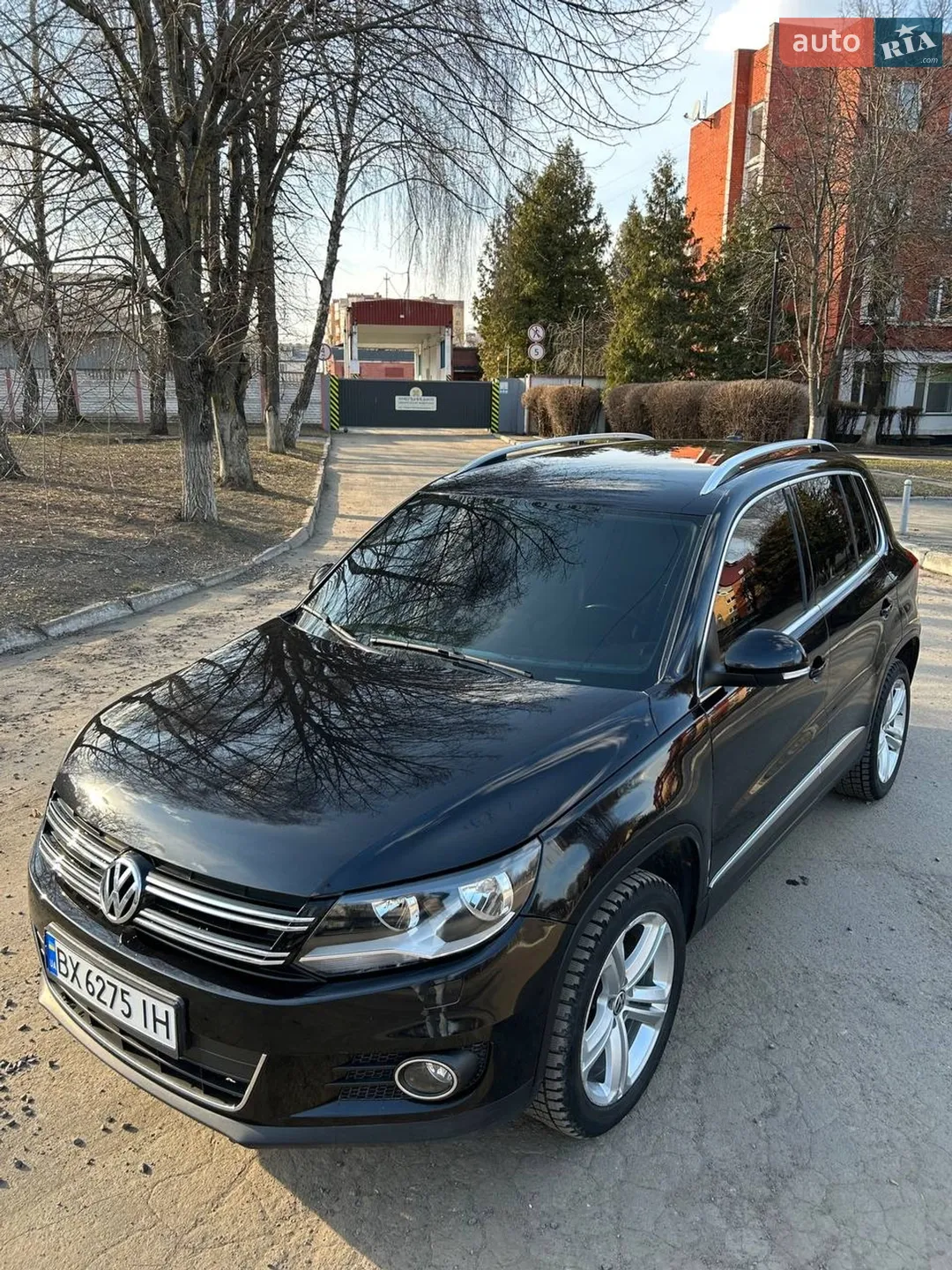 Volkswagen Tiguan, 2011