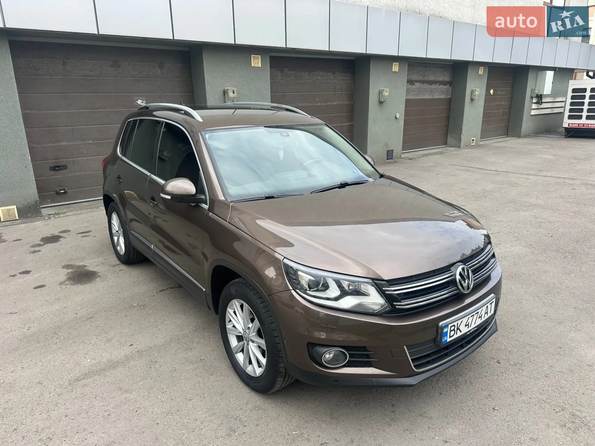 Volkswagen Tiguan, 2011