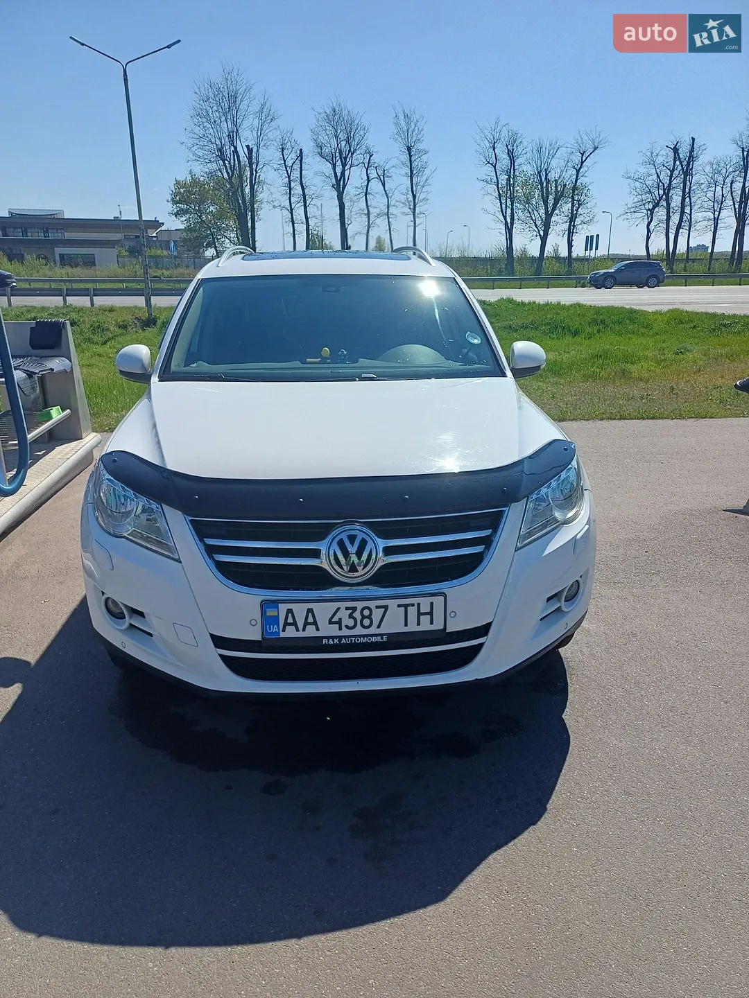 Volkswagen Tiguan, 2011