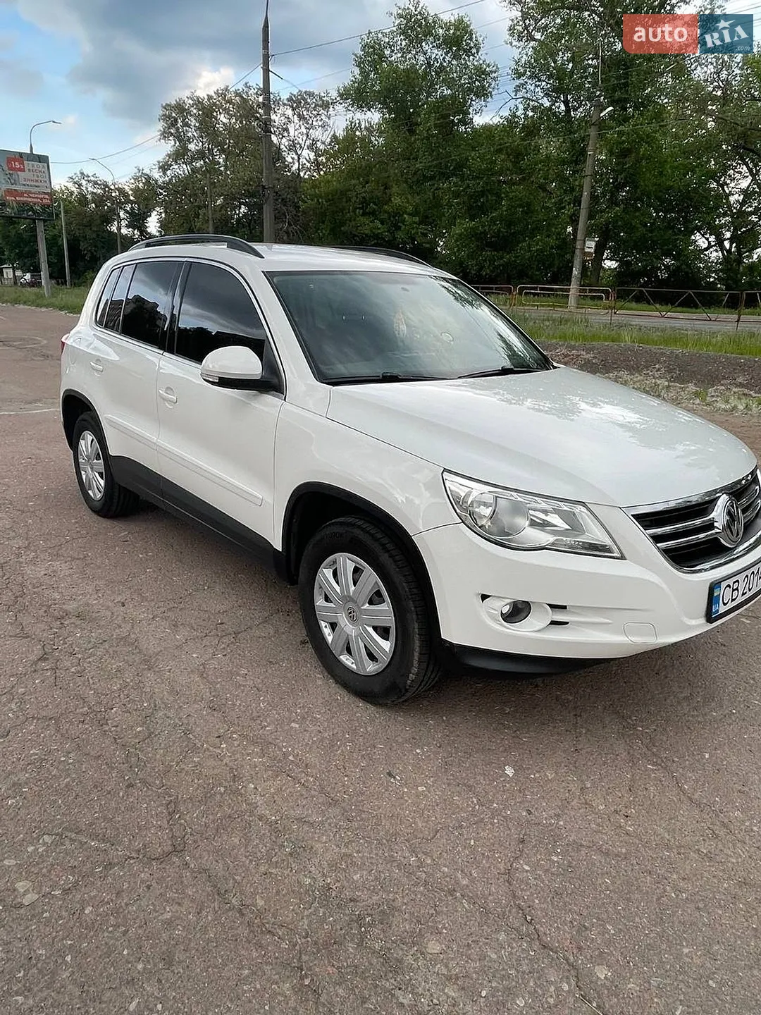 Volkswagen Tiguan, 2011