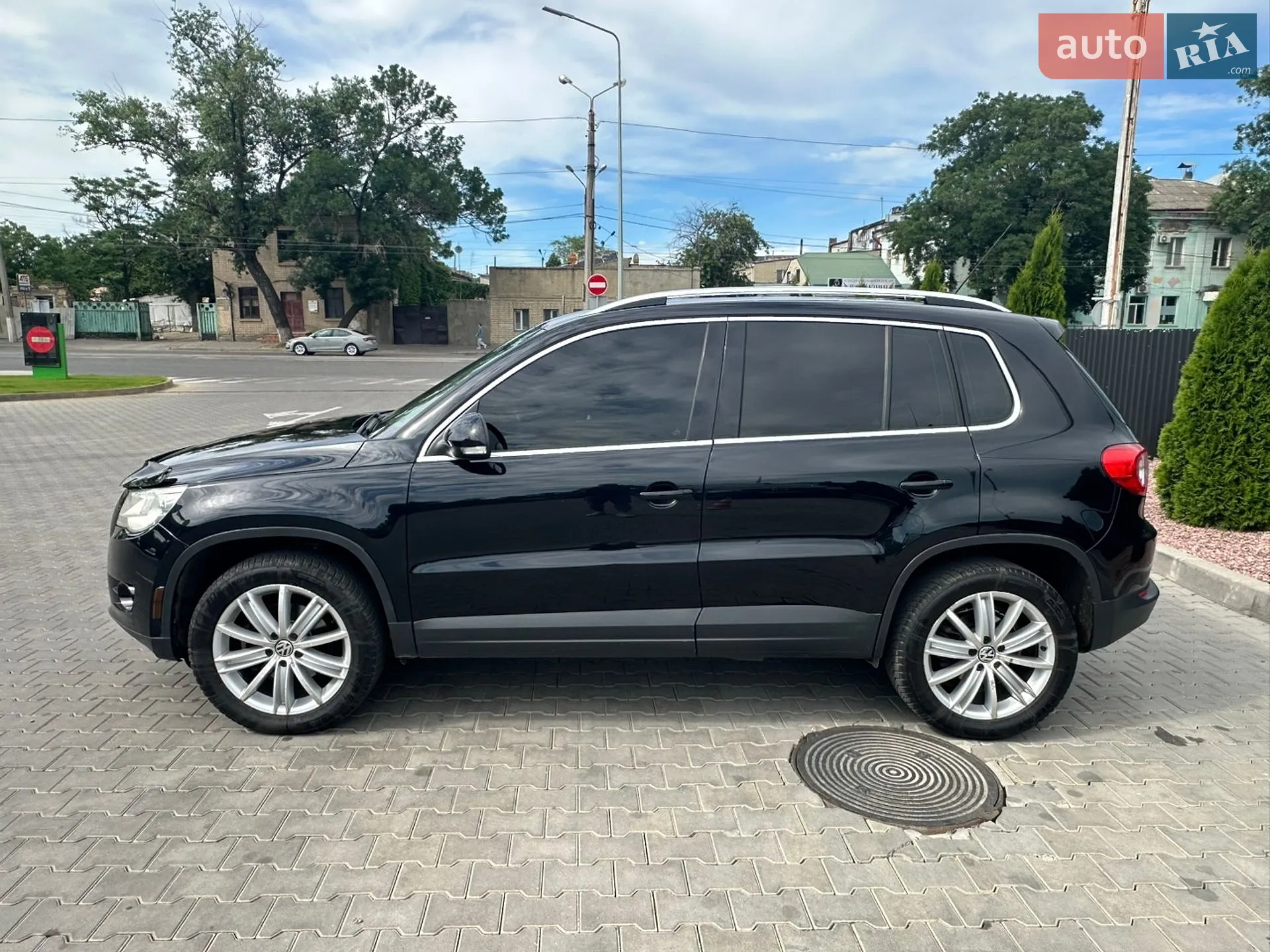 Volkswagen Tiguan, 2011