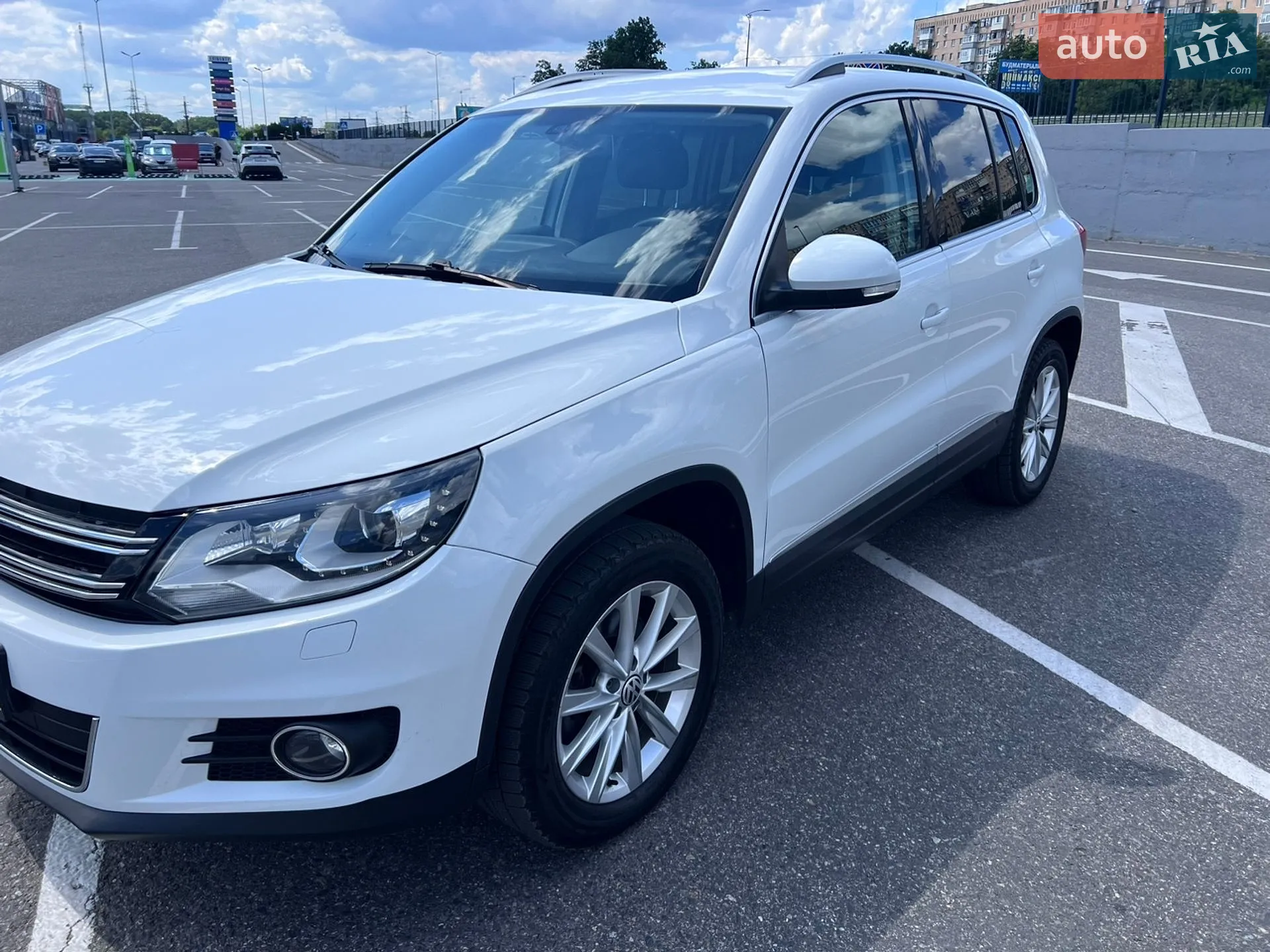 Volkswagen Tiguan, 2014