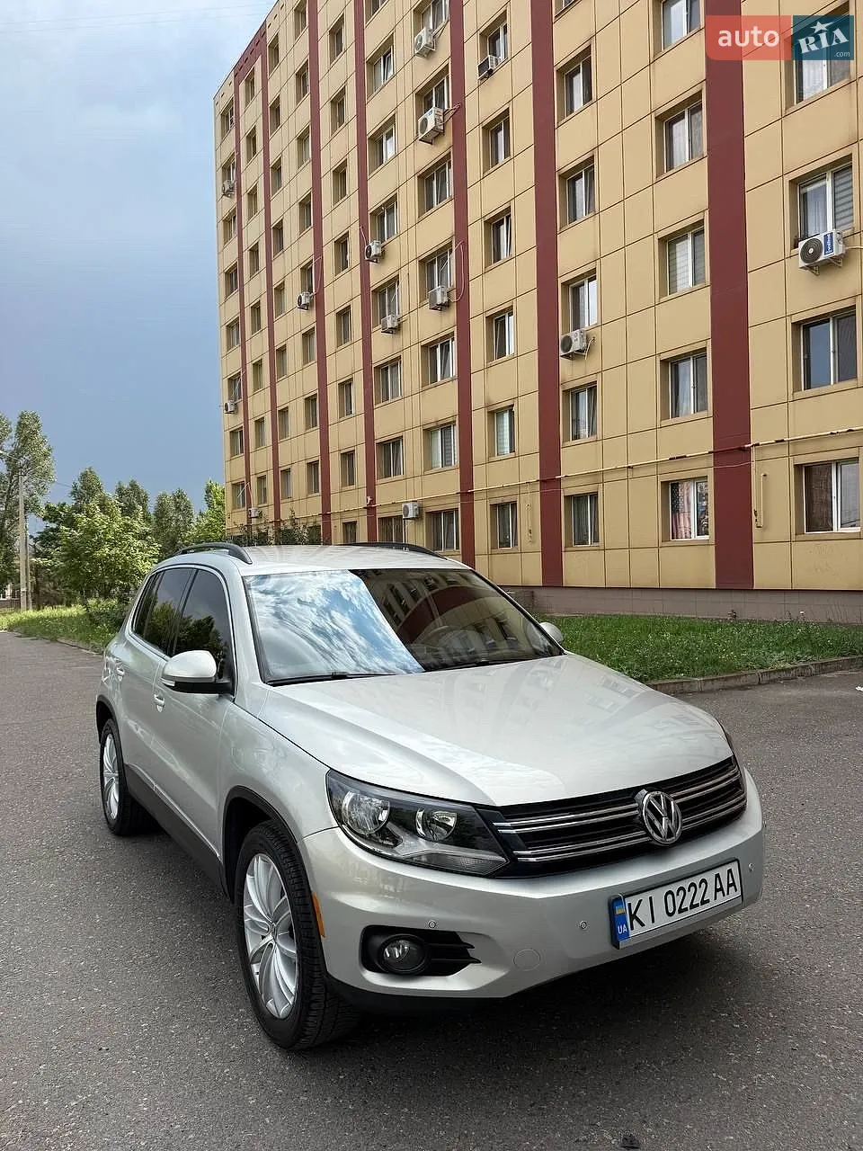 Volkswagen Tiguan, 2011