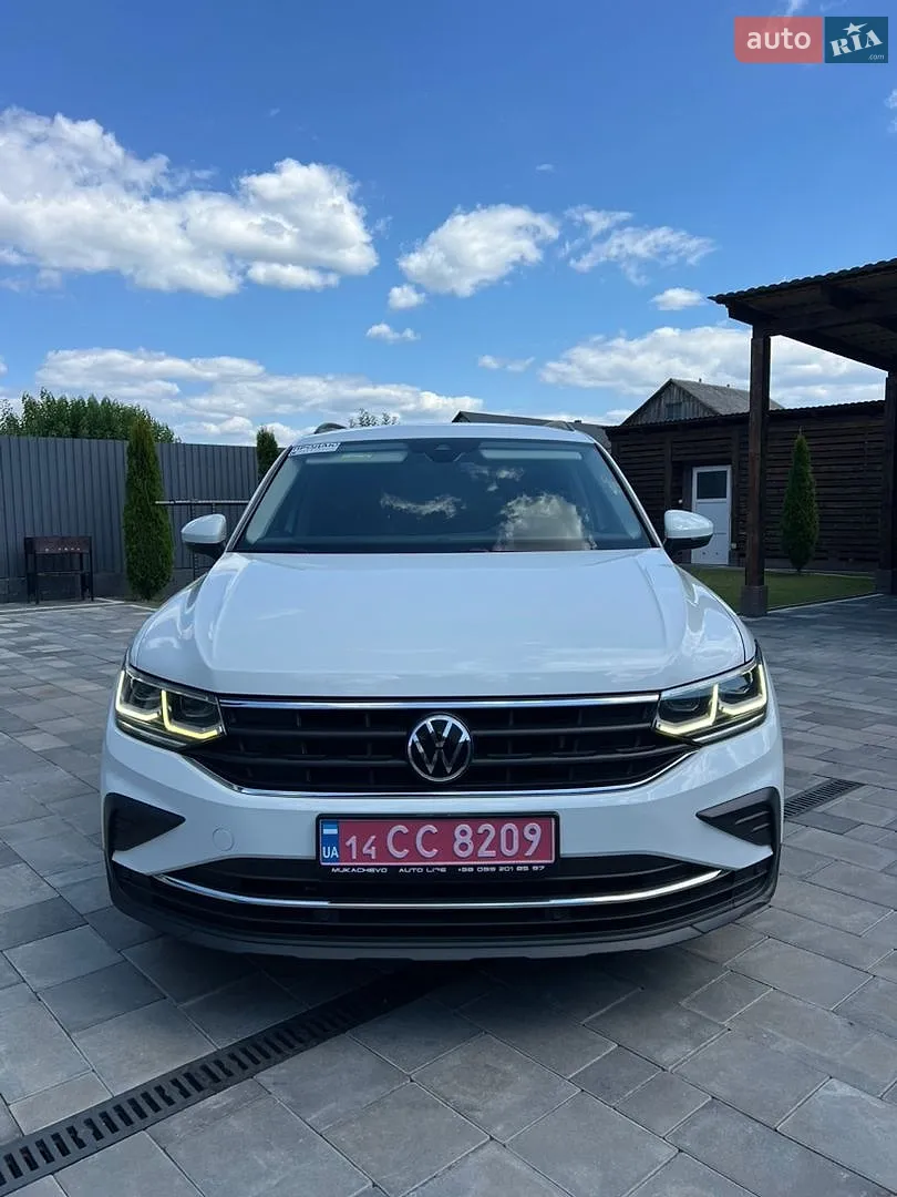 Volkswagen Tiguan, 2022