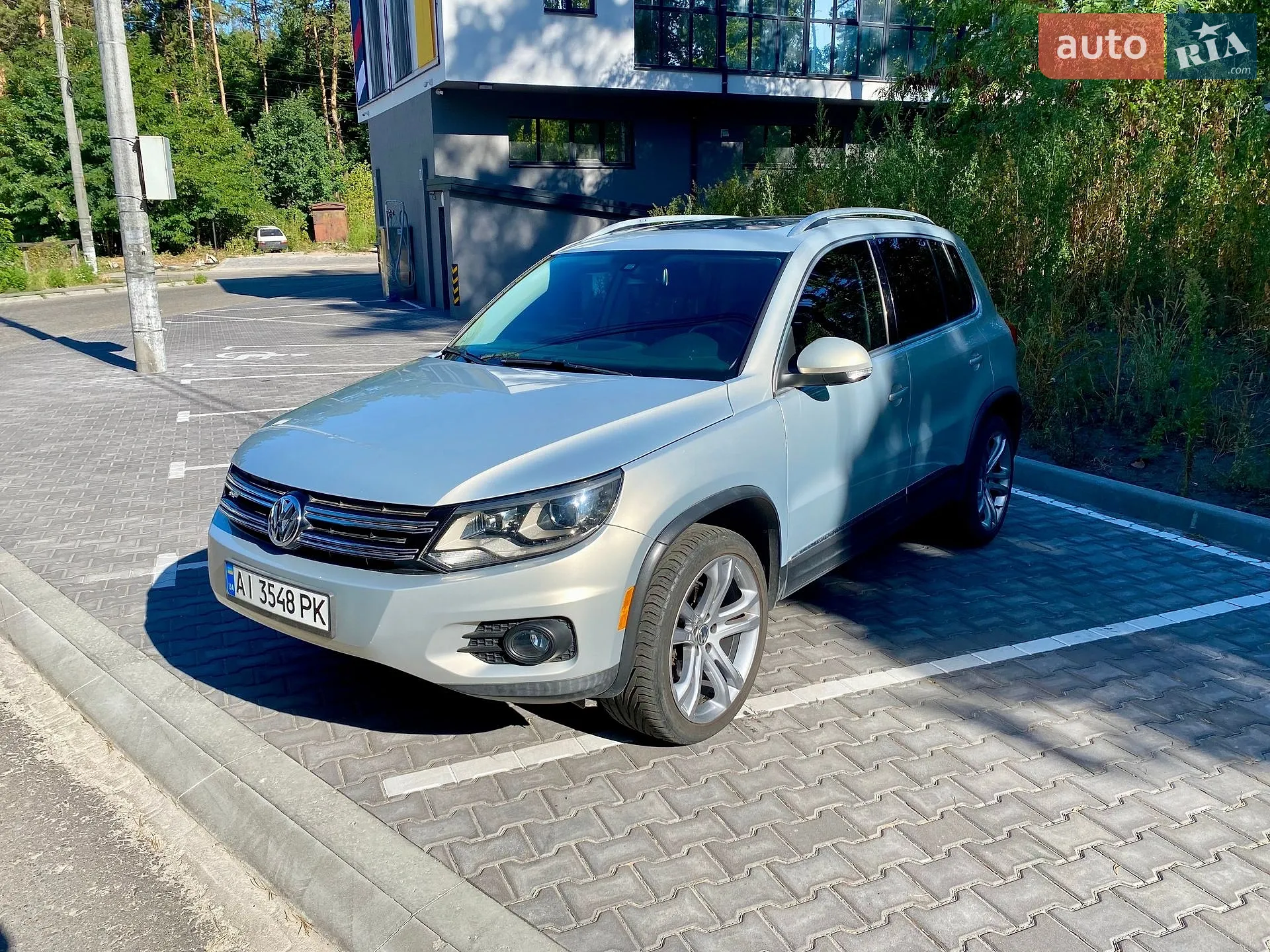 Volkswagen Tiguan, 2012
