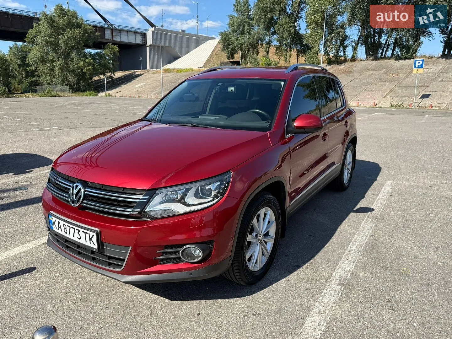 Volkswagen Tiguan, 2011