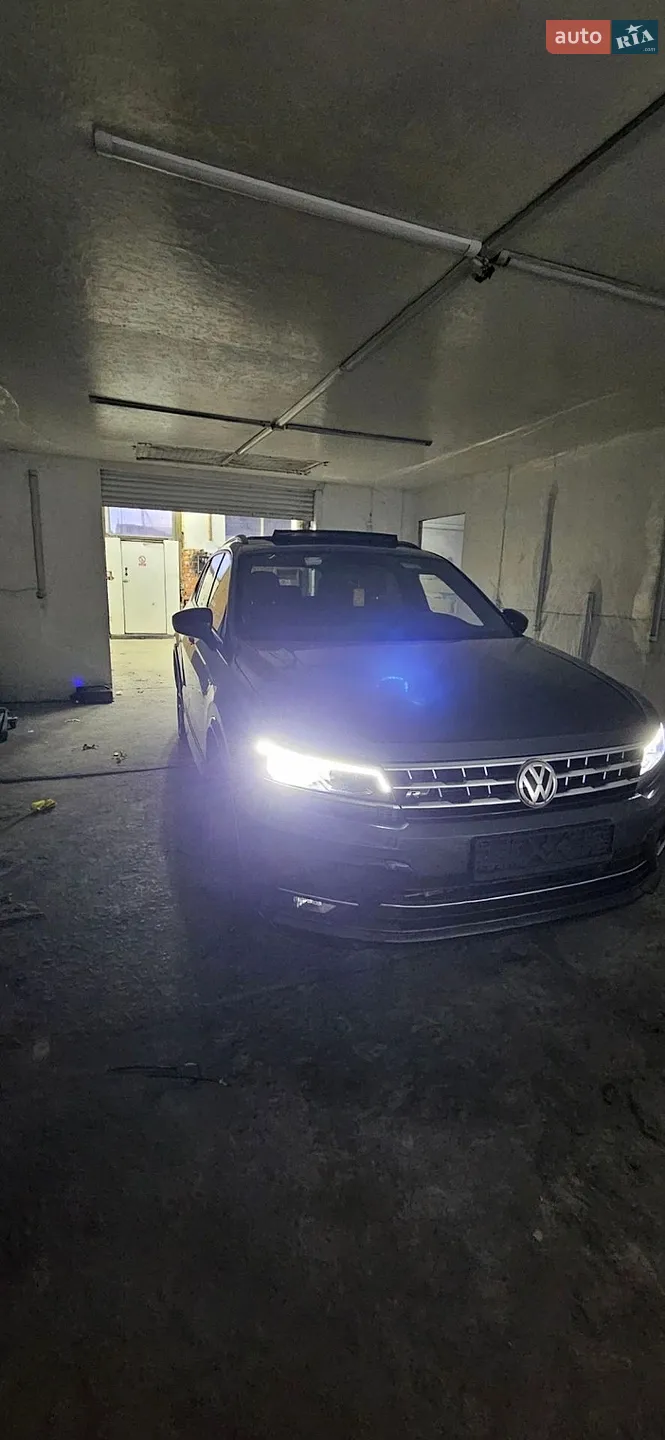 Volkswagen Tiguan, 2020