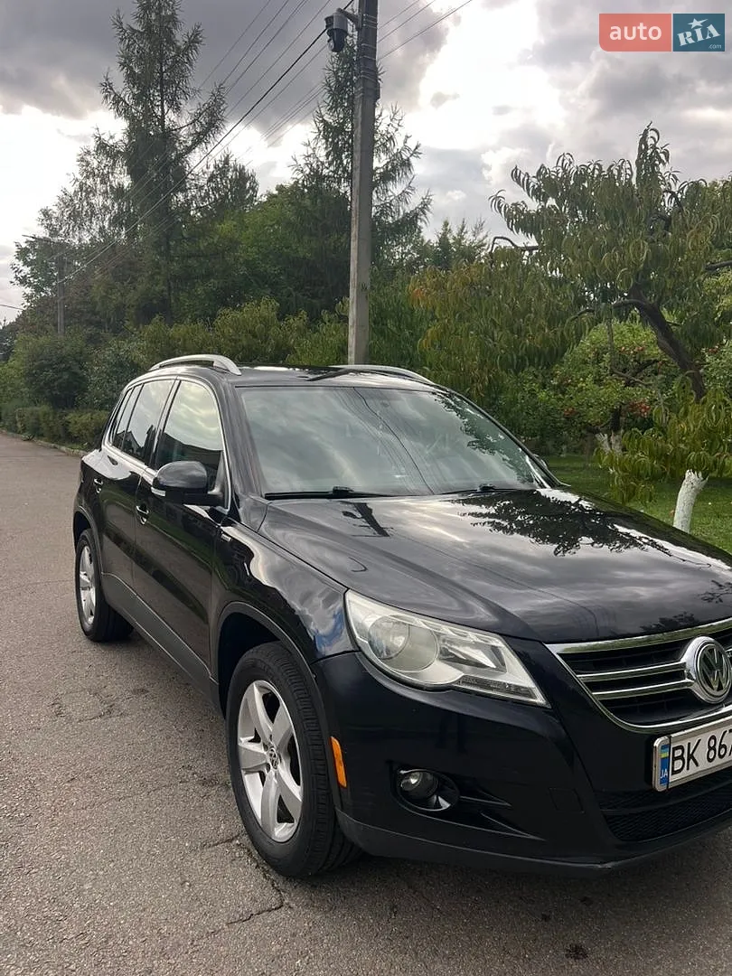 Volkswagen Tiguan, 2010