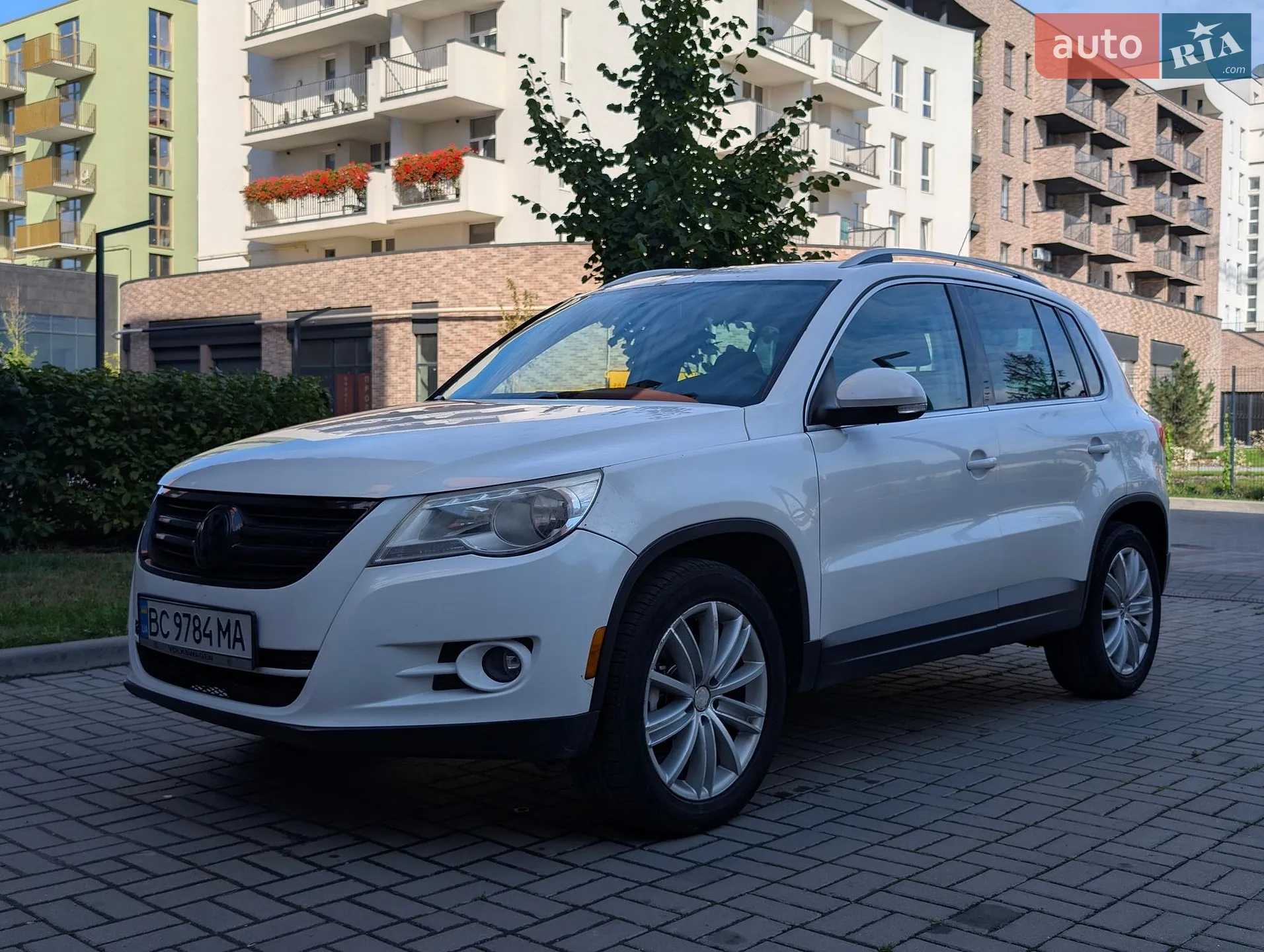 Volkswagen Tiguan, 2010