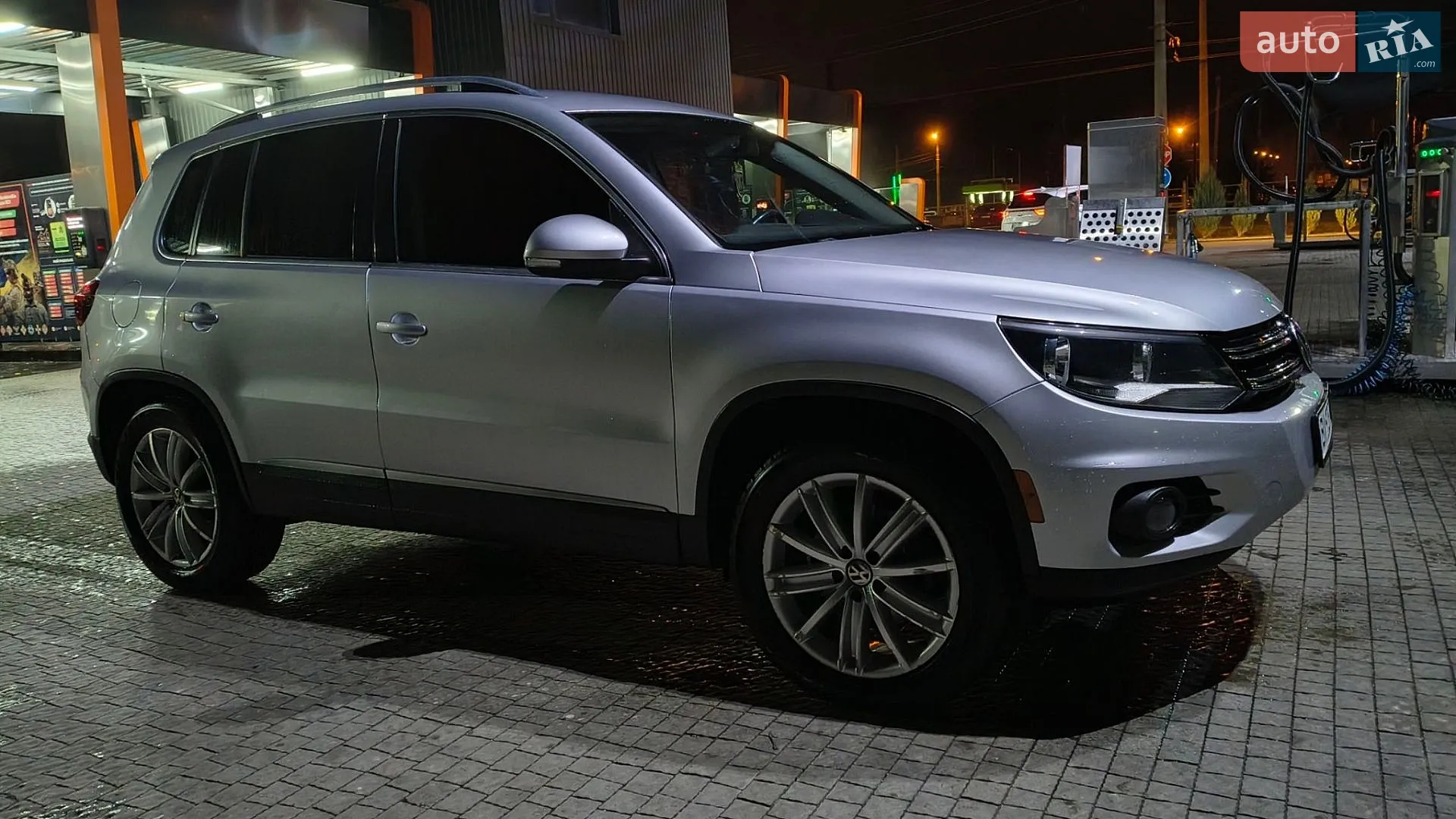 Volkswagen Tiguan, 2012