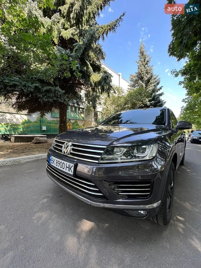 Volkswagen Touareg, 2011