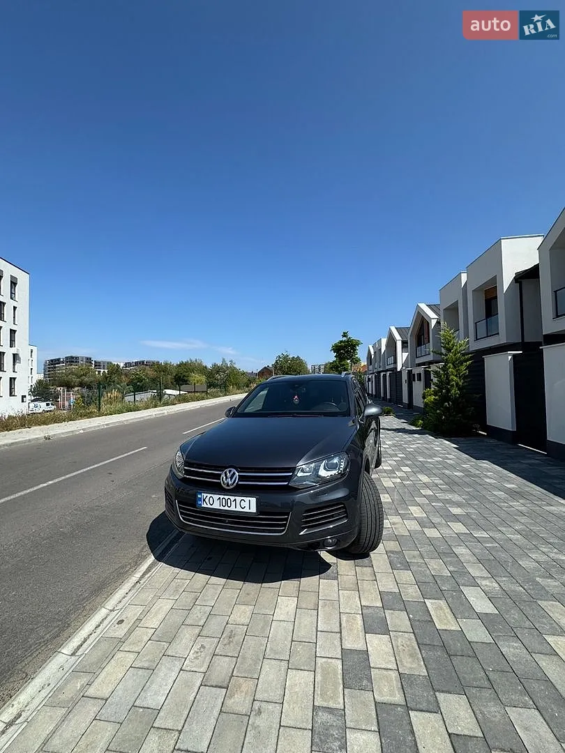 Volkswagen Touareg, 2011