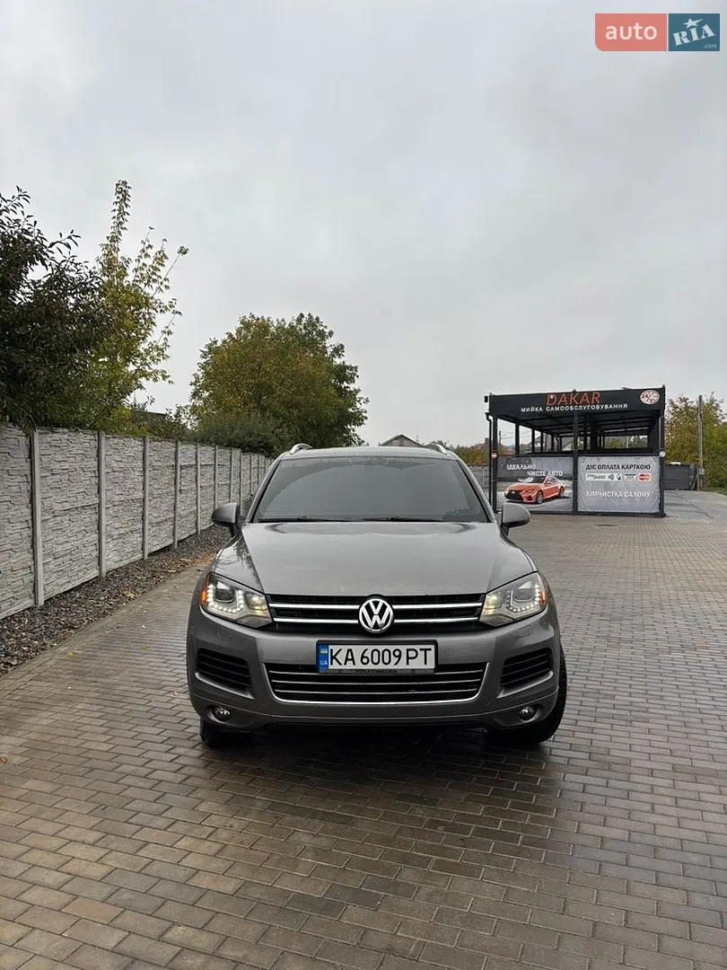 Volkswagen Touareg, 2011