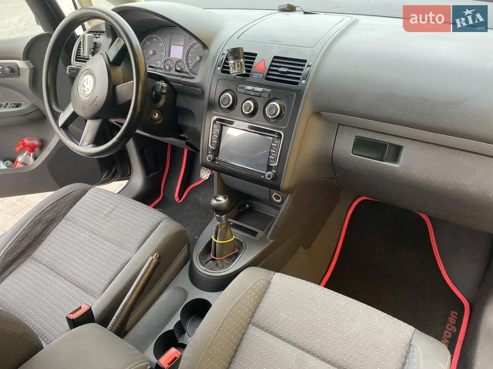 Volkswagen Touran, 2003