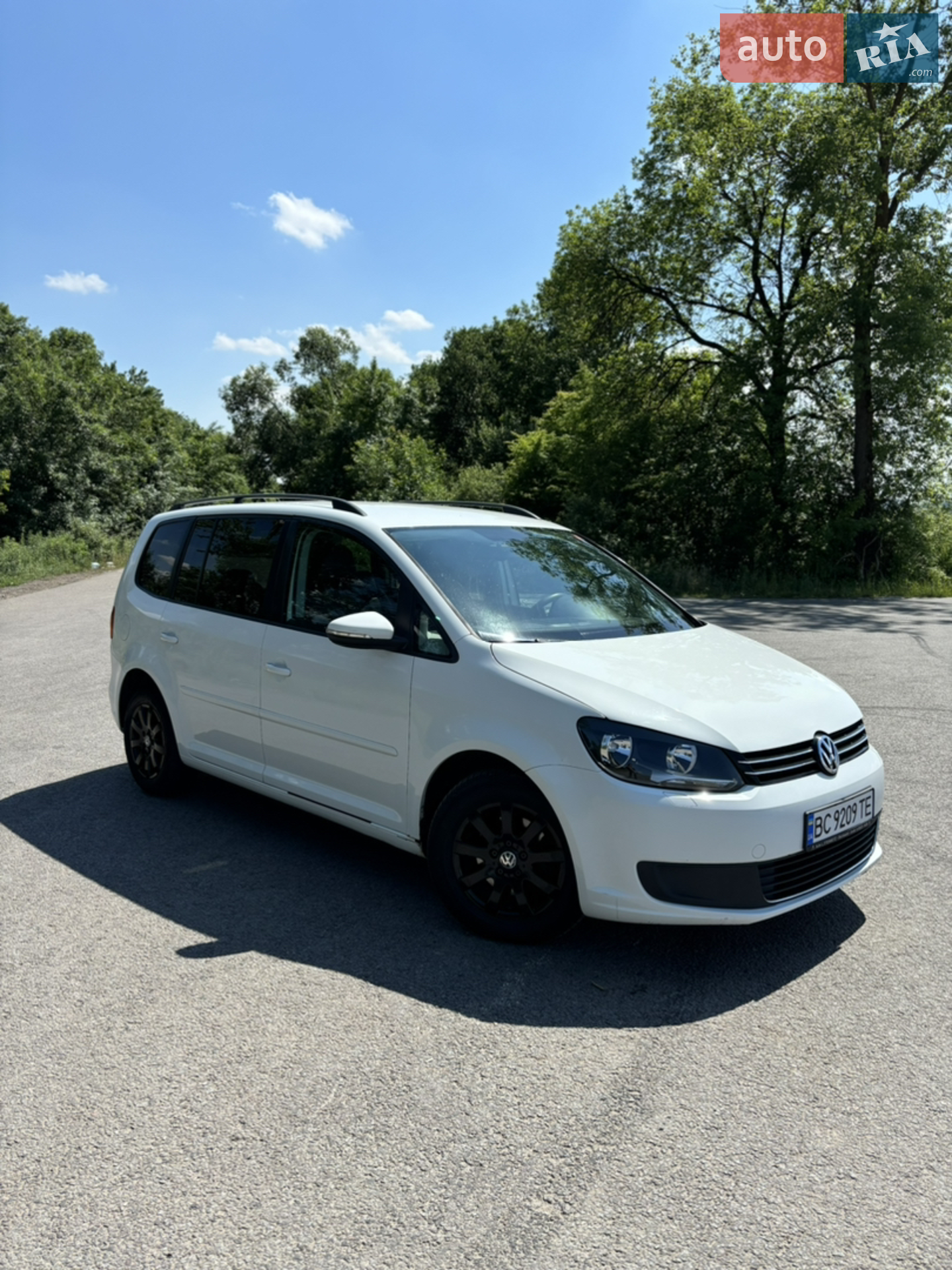 Volkswagen Touran, 2012