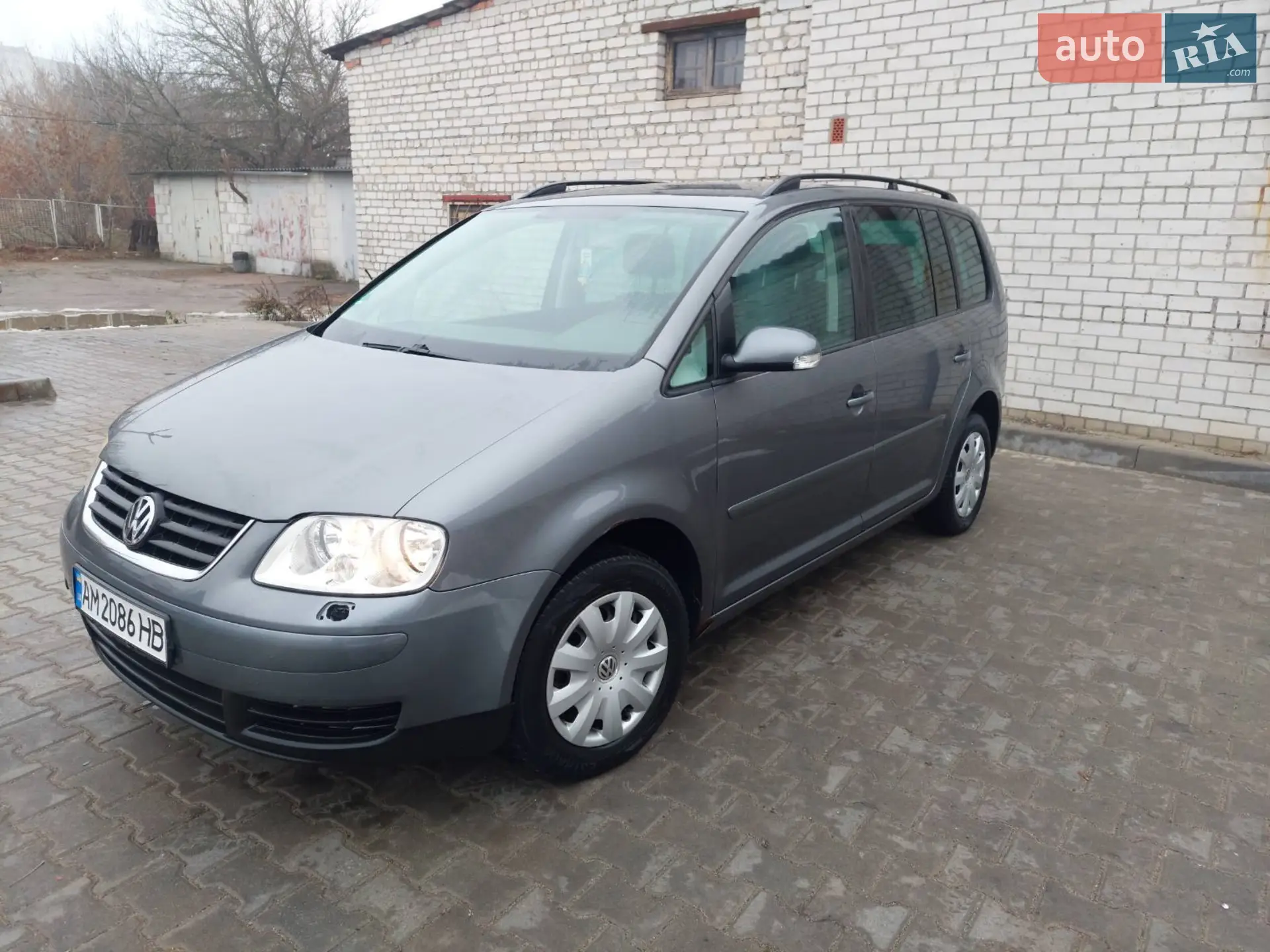 Volkswagen Touran, 2005