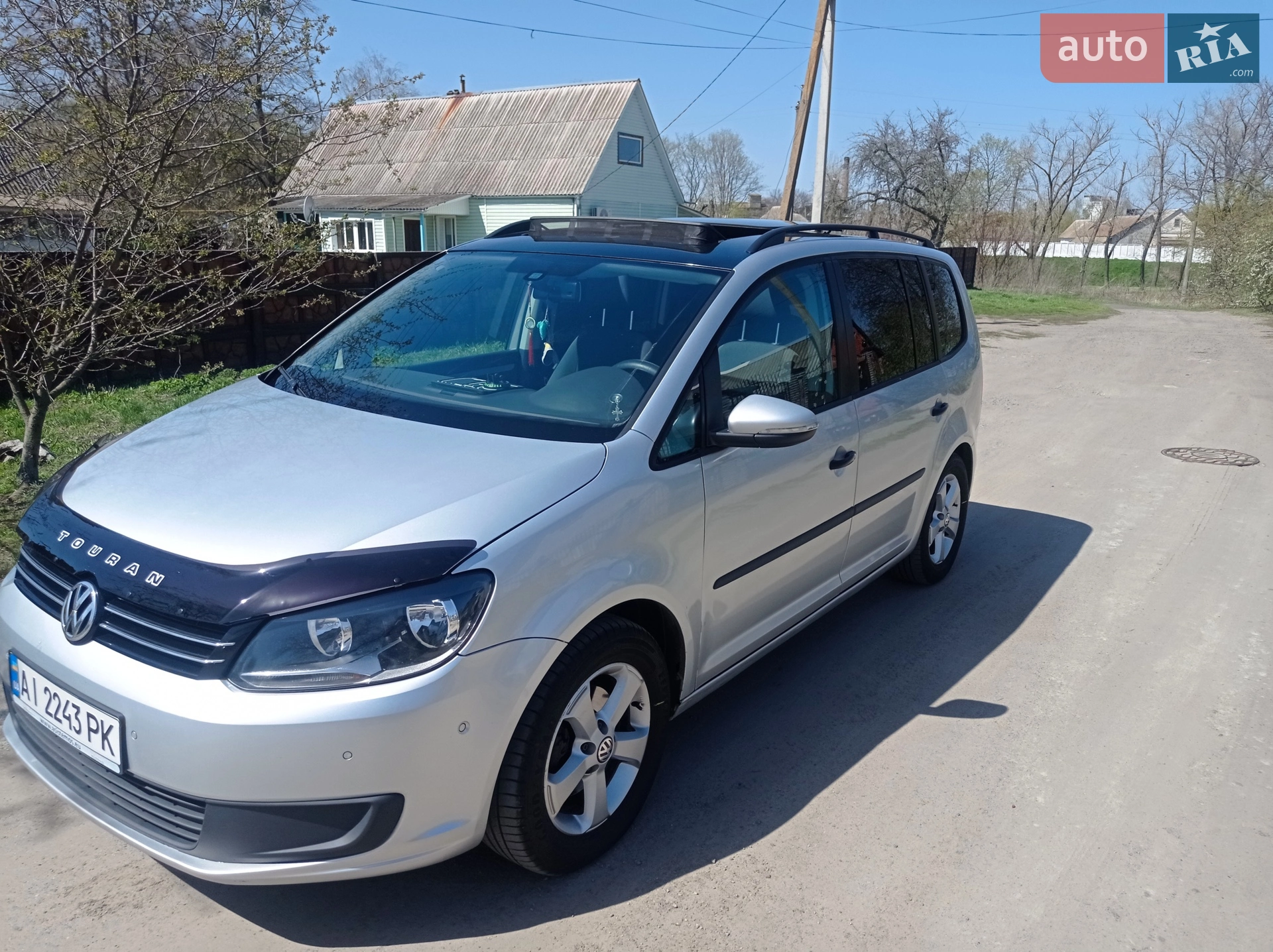 Volkswagen Touran, 2013