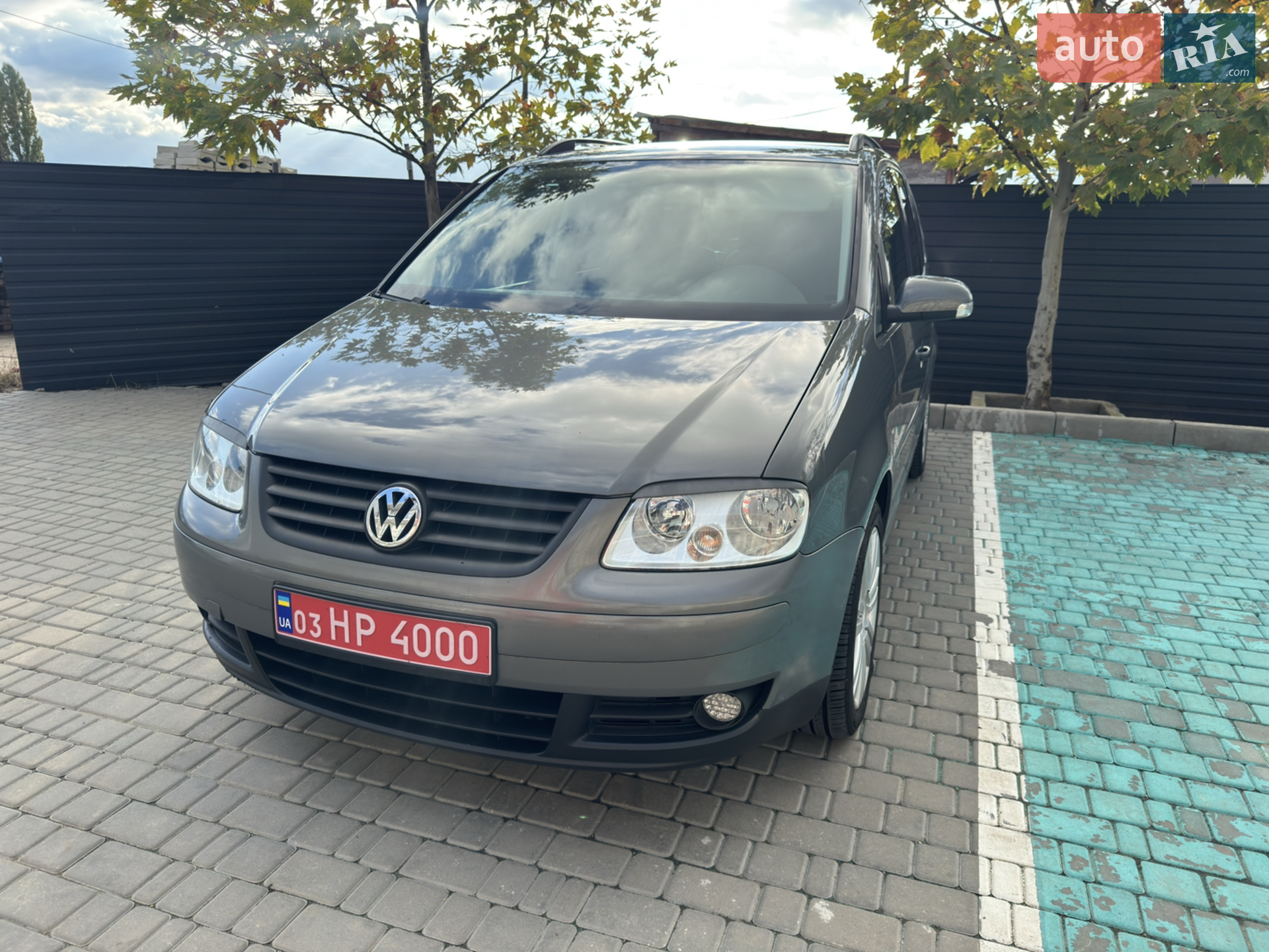 Volkswagen Touran, 2005