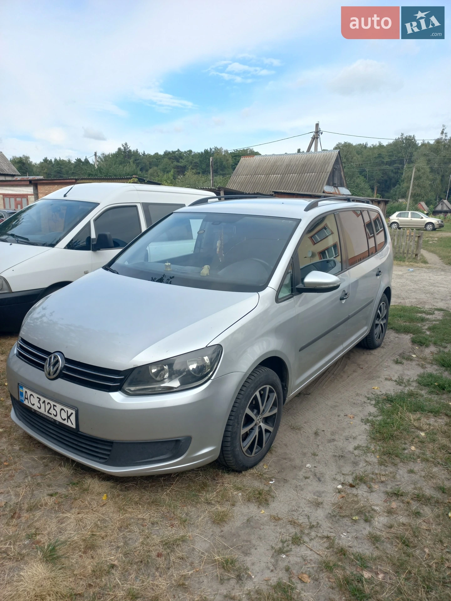 Volkswagen Touran, 2012