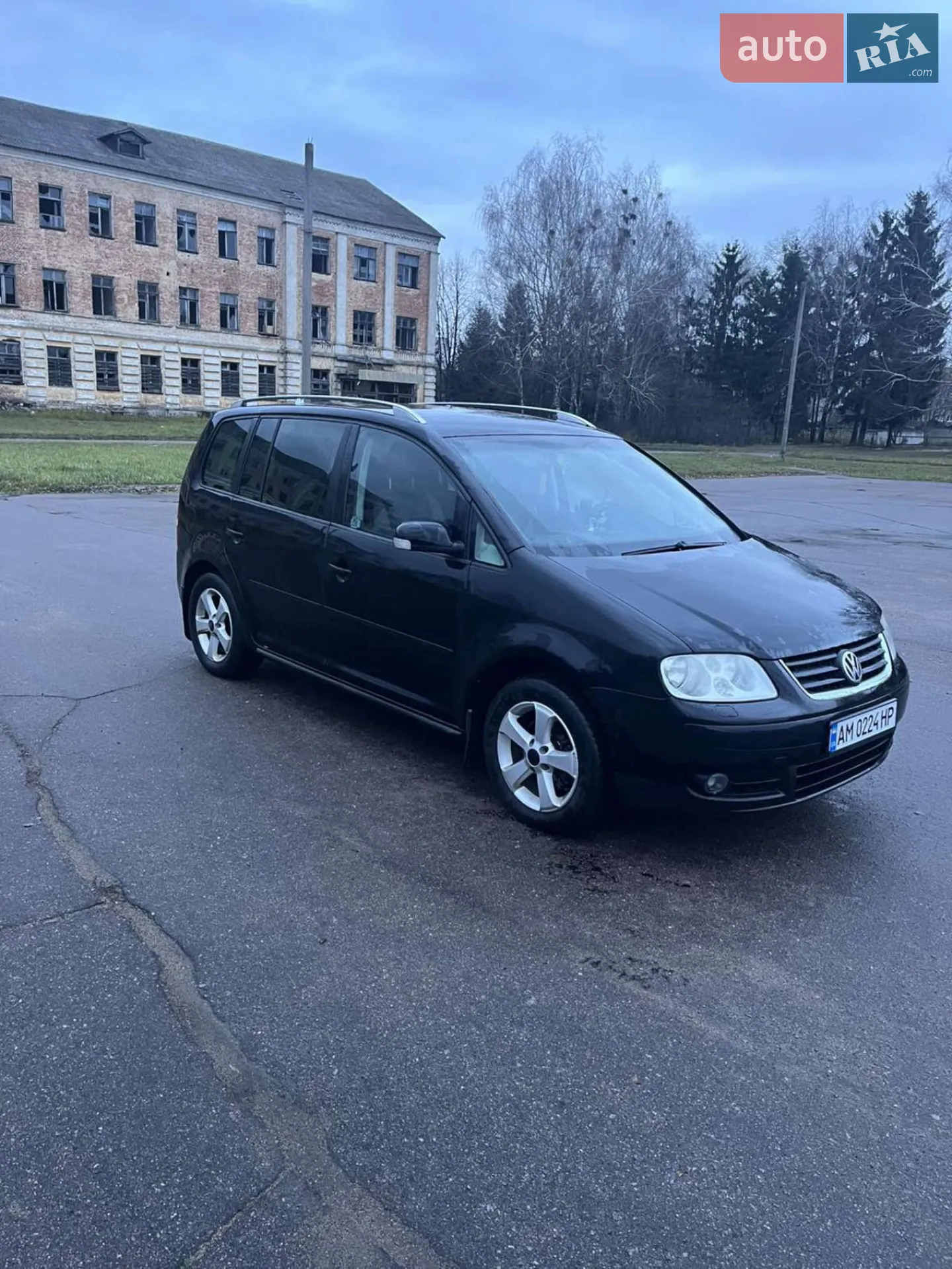 Volkswagen Touran, 2004