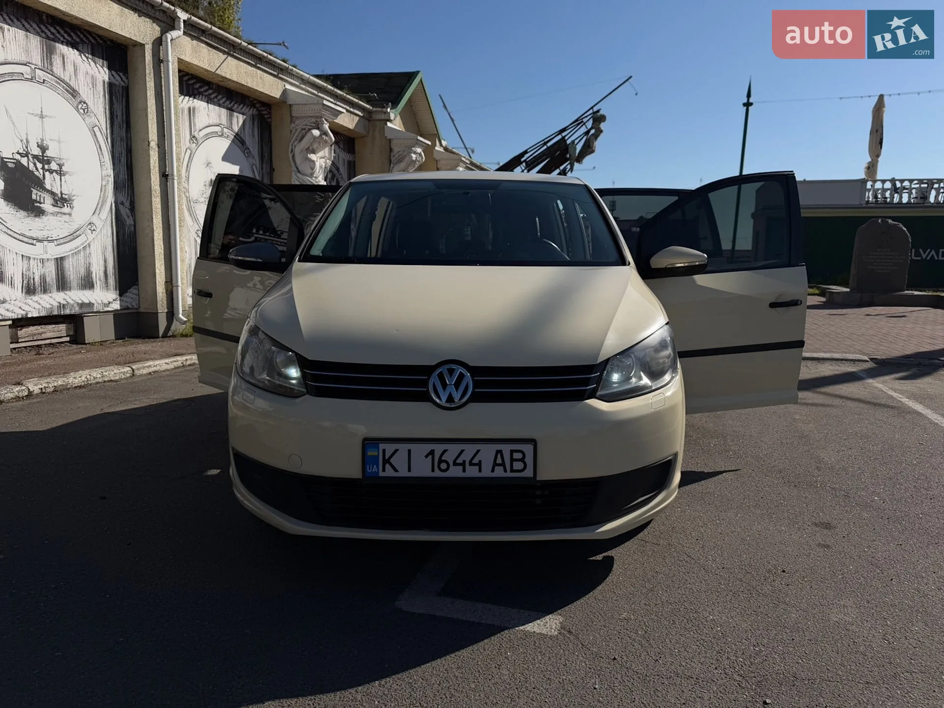 Volkswagen Touran, 2015