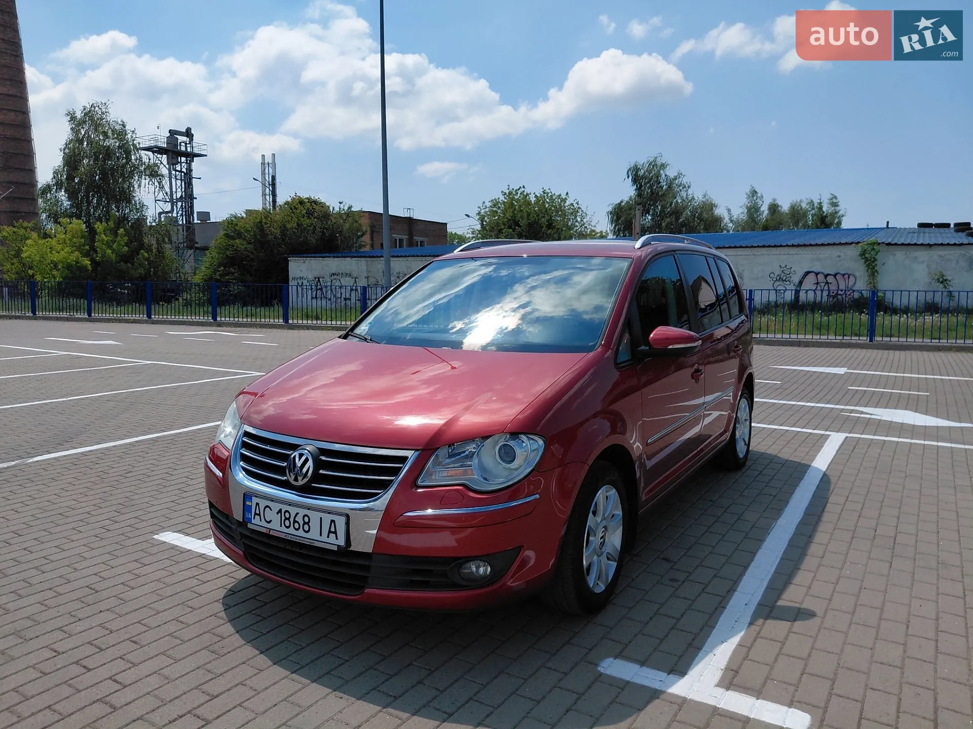 Volkswagen Touran, 2010