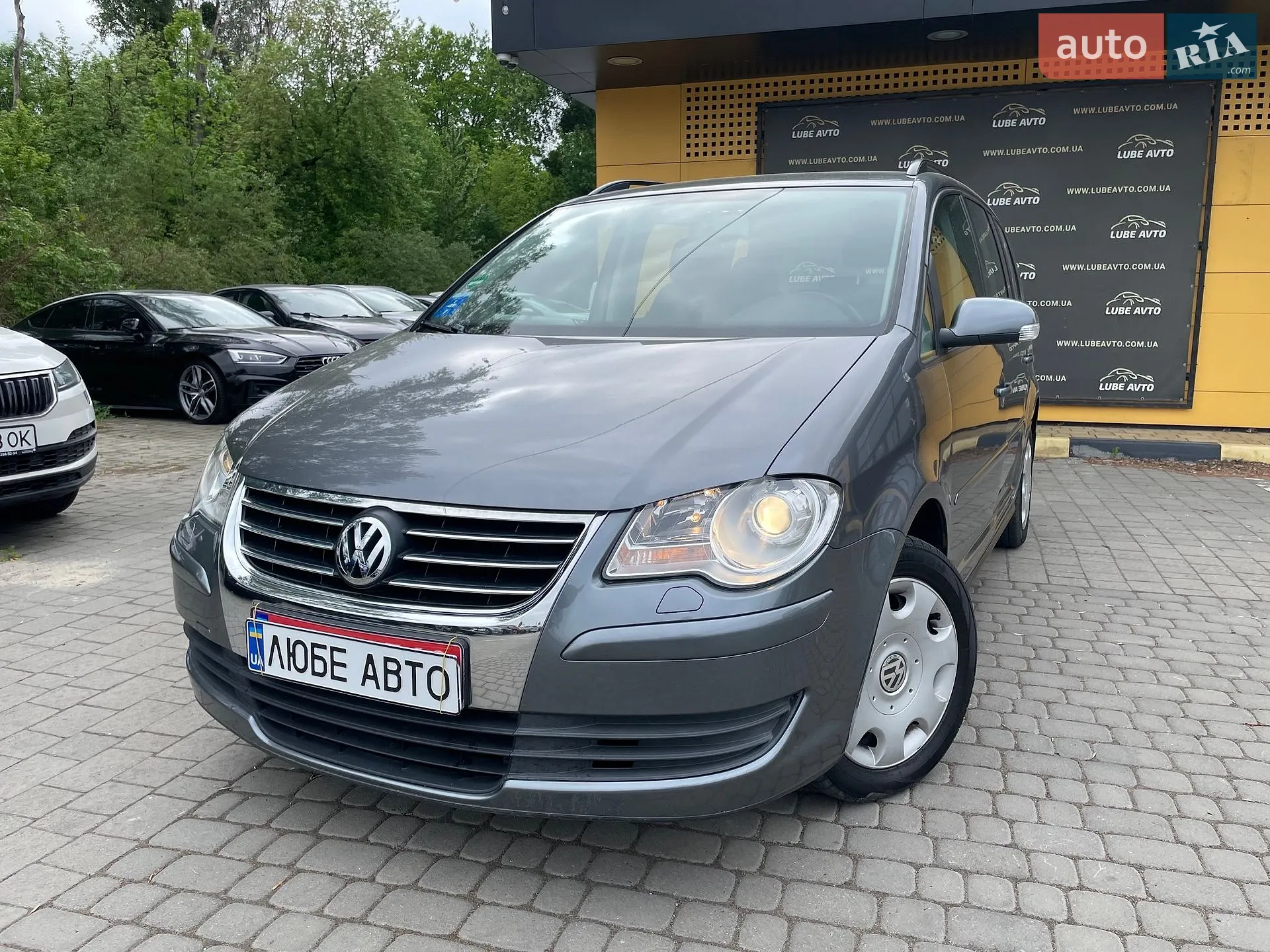 Volkswagen Touran, 2009