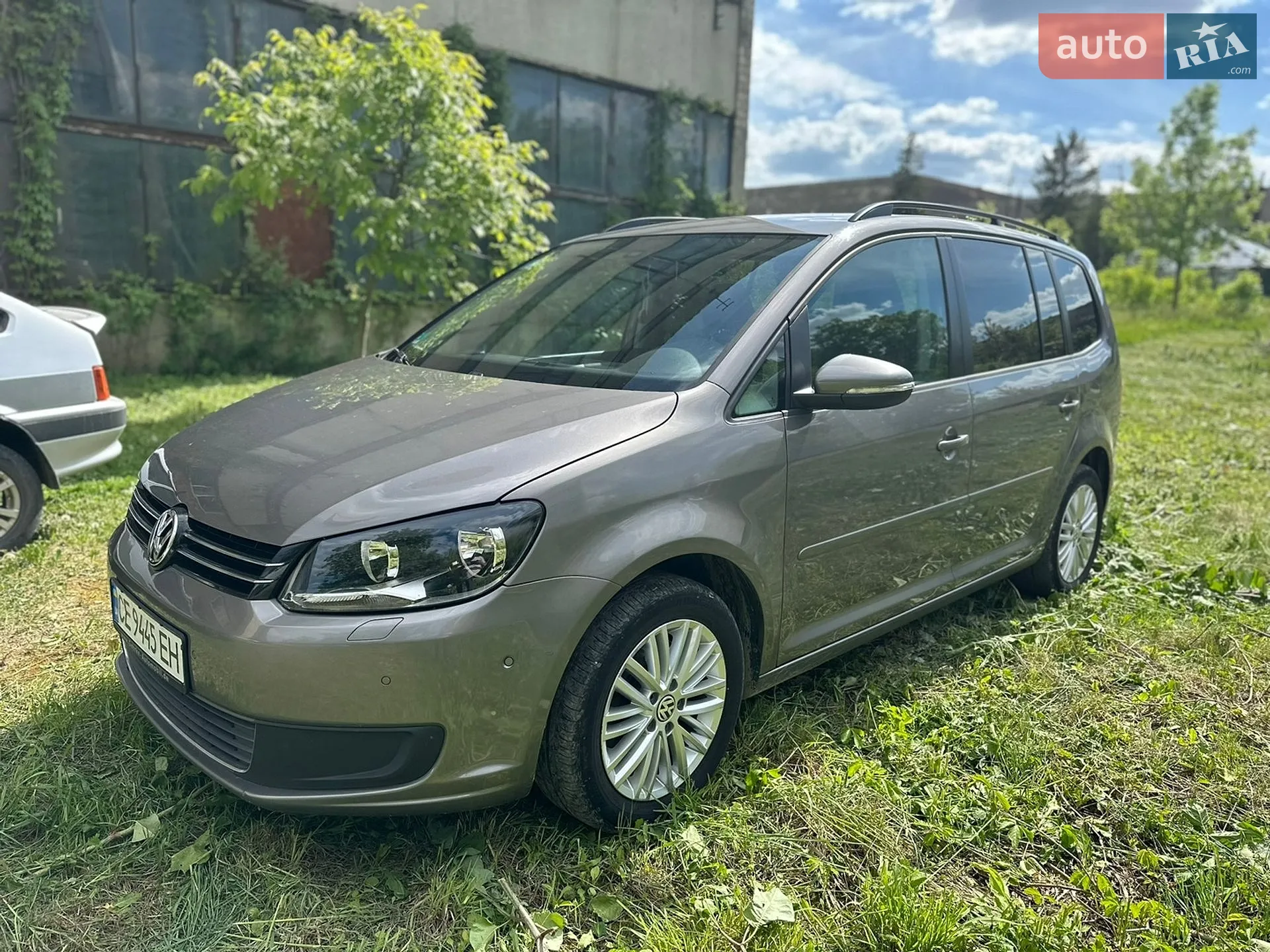 Volkswagen Touran, 2010