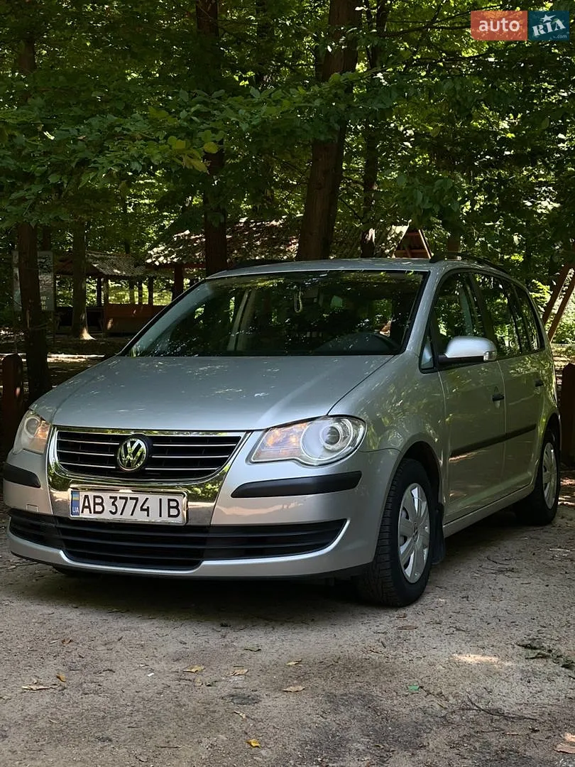 Volkswagen Touran, 2008