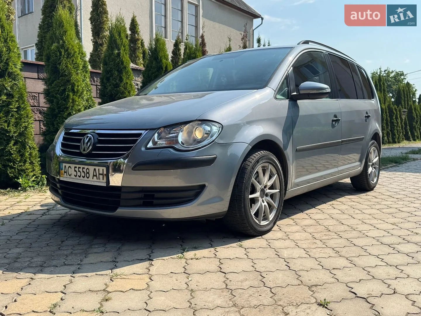 Volkswagen Touran, 2009