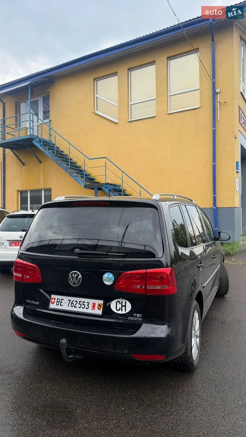 Volkswagen Touran, 2011