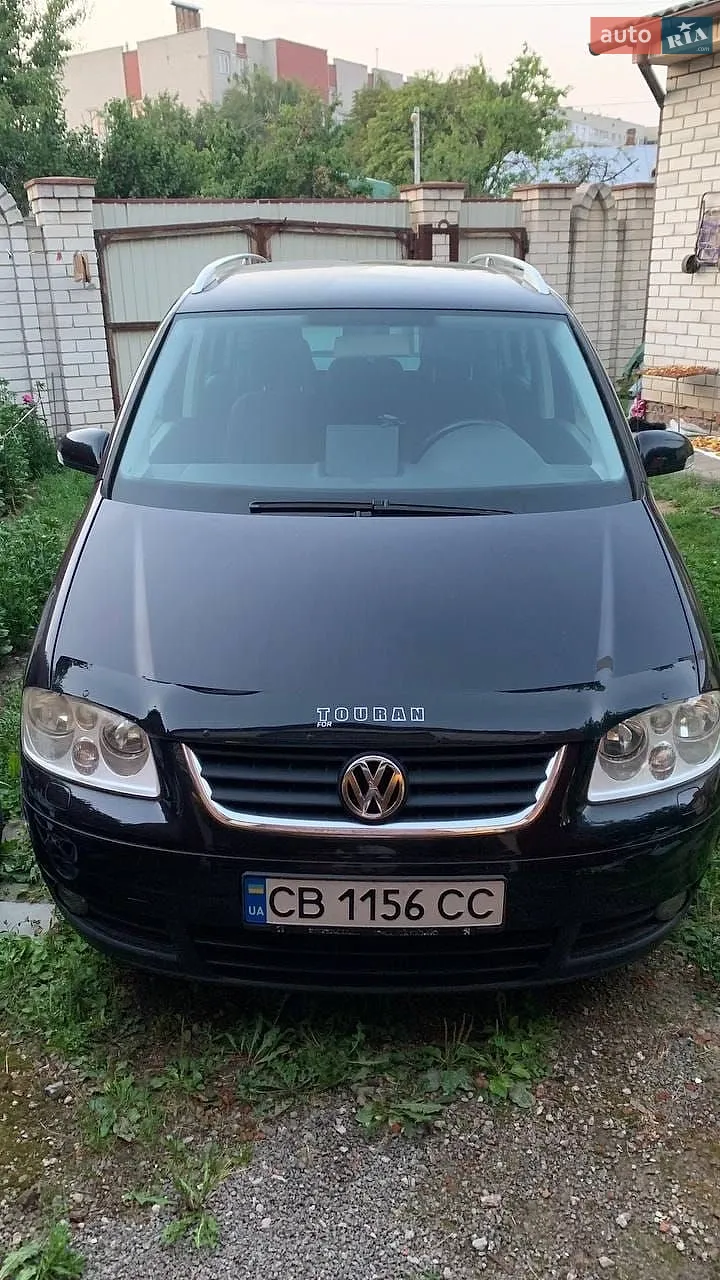 Volkswagen Touran, 2004