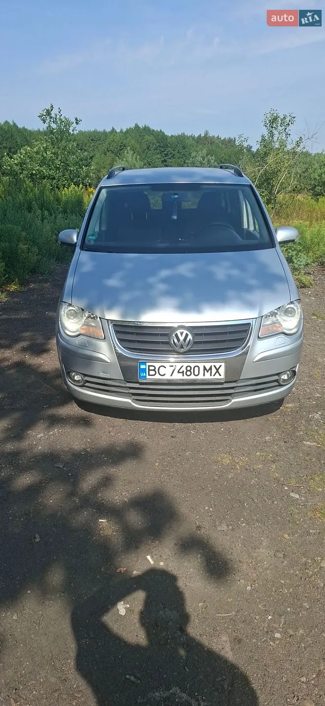Volkswagen Touran, 2009