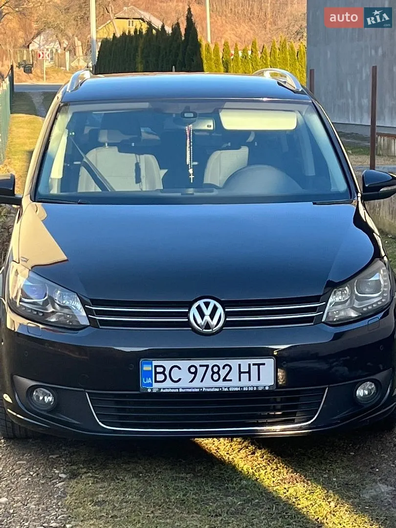Volkswagen Touran, 2011