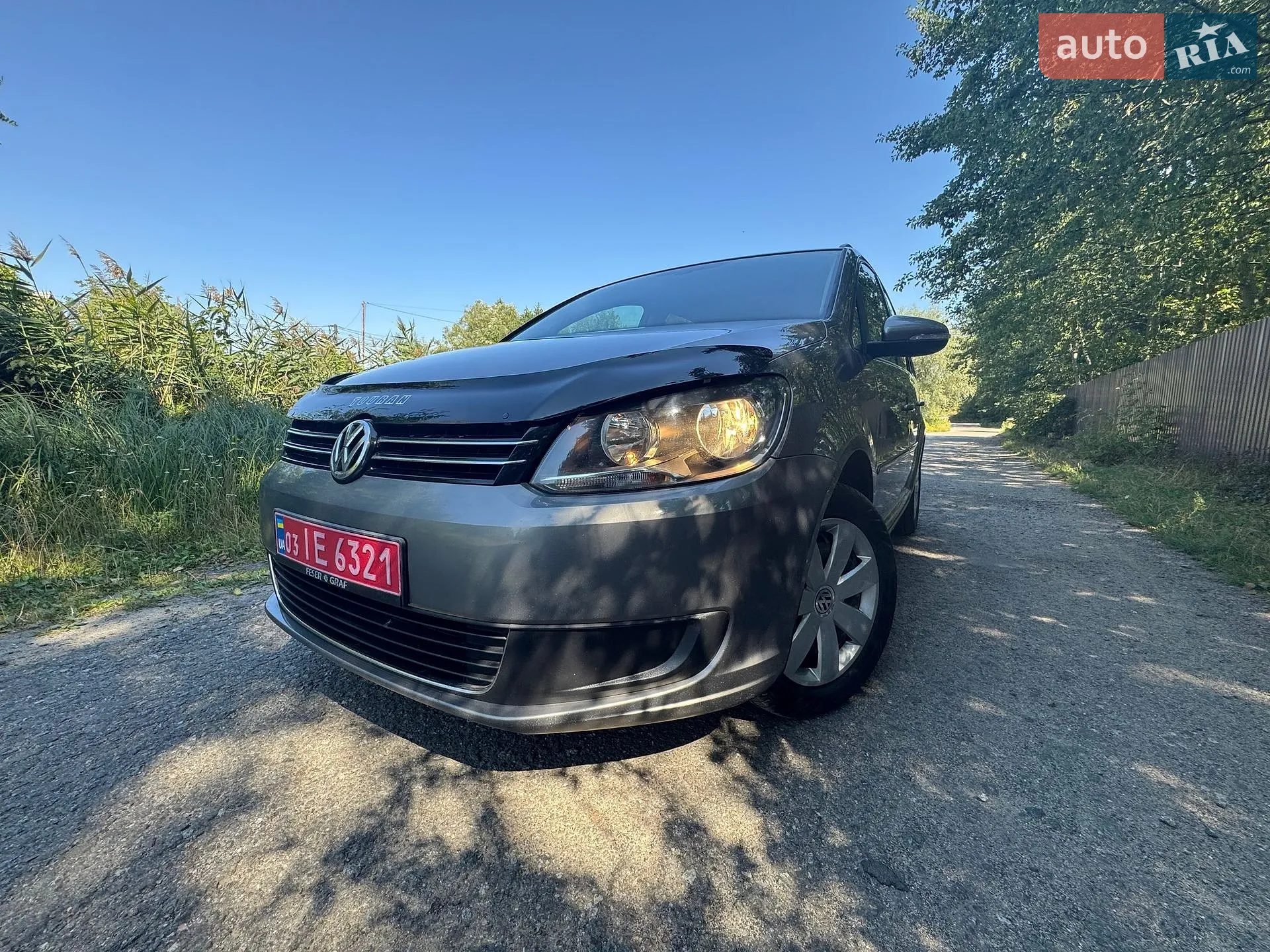 Volkswagen Touran, 2012