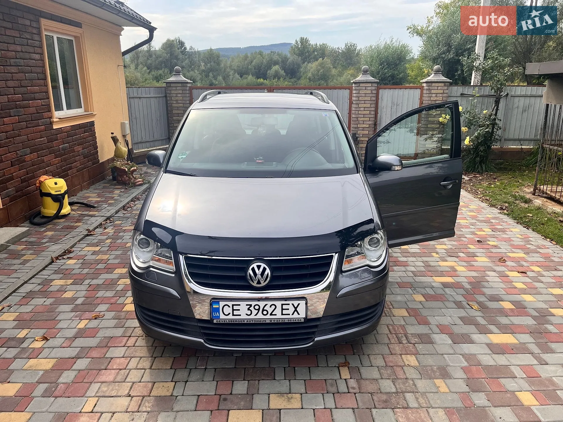 Volkswagen Touran, 2006